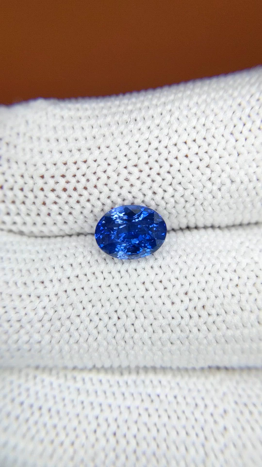 1.99 Ct. Blue Sapphire from Ceylon (Sri Lanka) Size Video