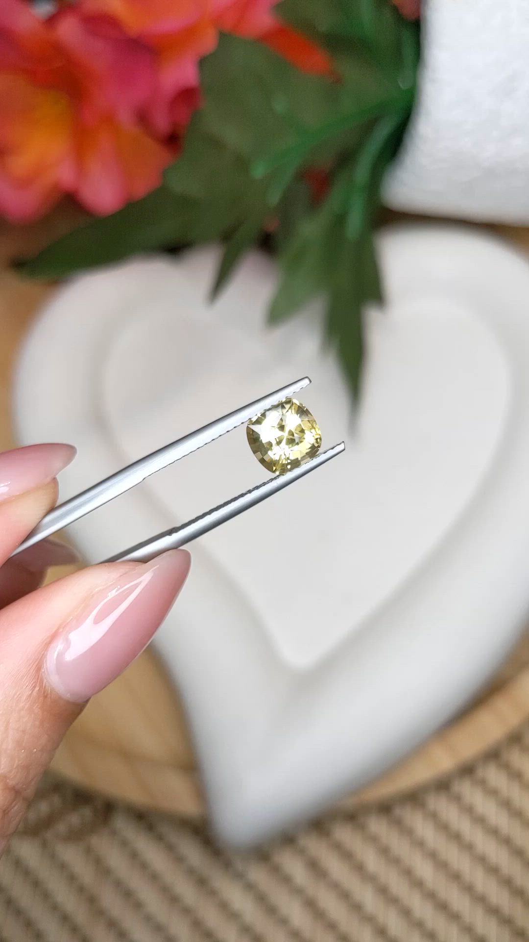 2.02 Ct. Yellow Sapphire from Ceylon (Sri Lanka) Size Video
