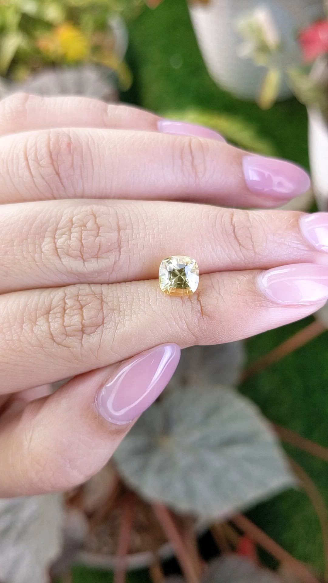 2.02 Ct. Yellow Sapphire from Ceylon (Sri Lanka) Size Video