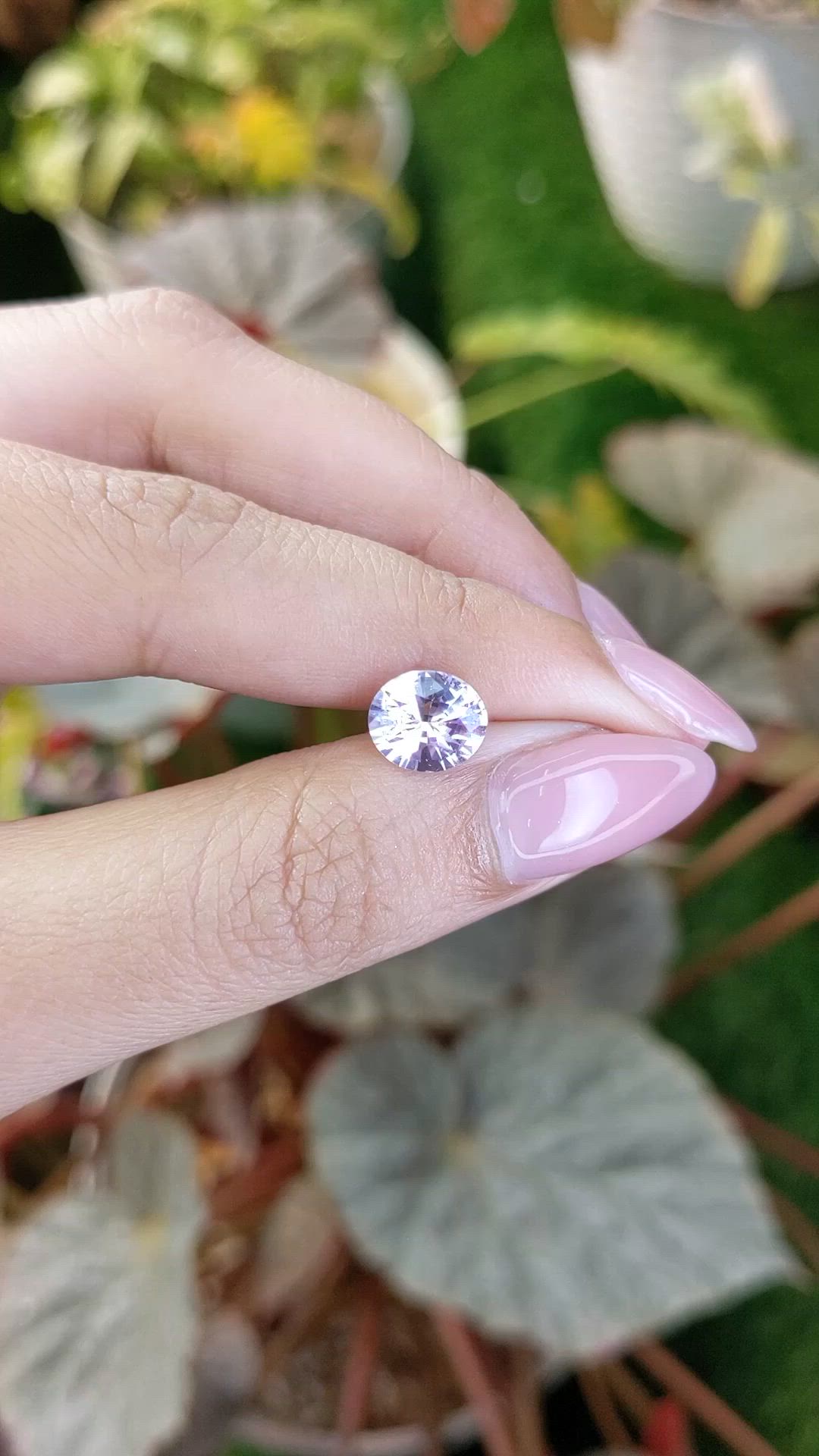 2.05 Ct. Purplish Pink Sapphire from Ceylon (Sri Lanka) Size Video
