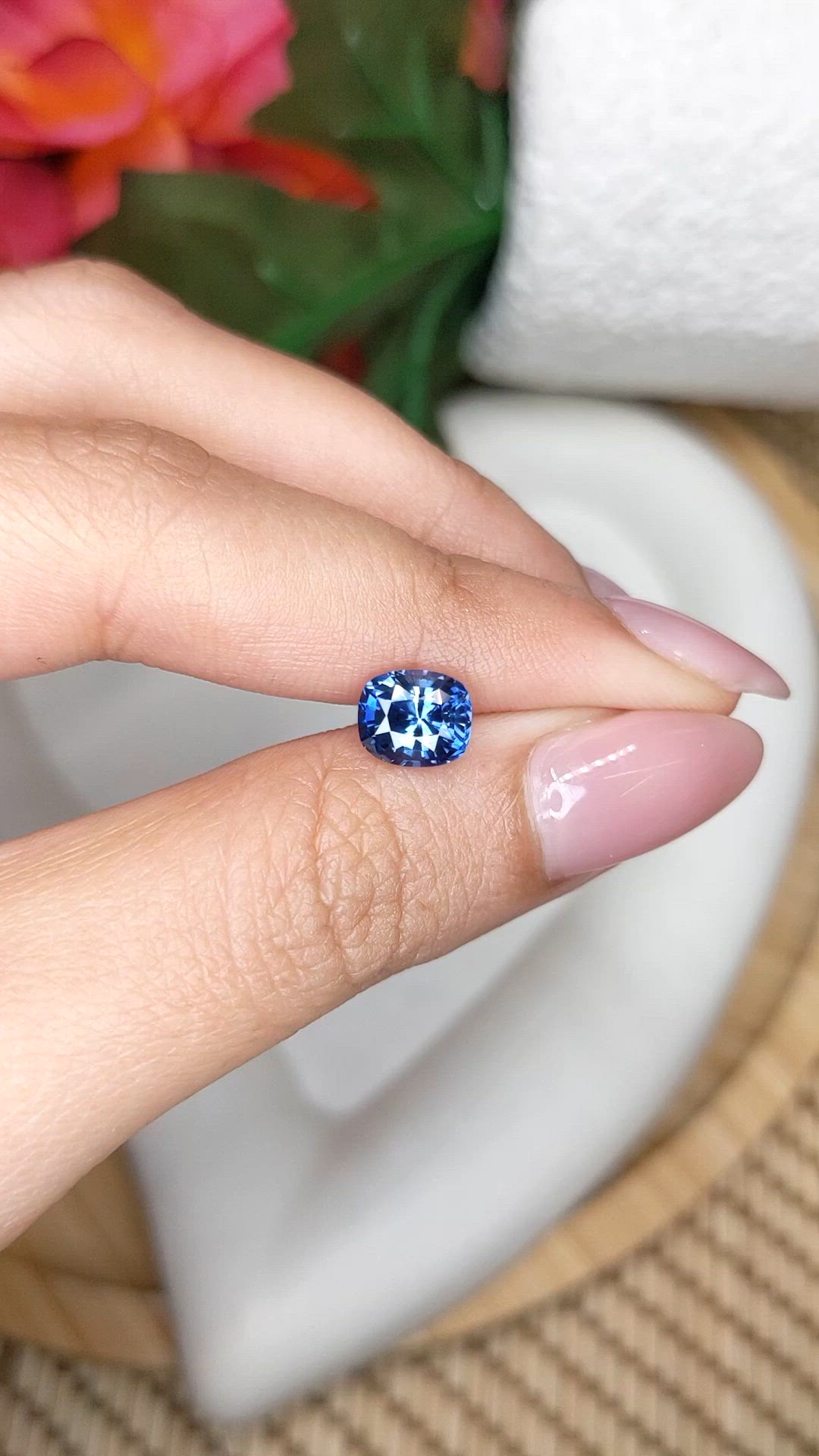 1.86 Ct. Blue Sapphire from Ceylon (Sri Lanka) Size Video