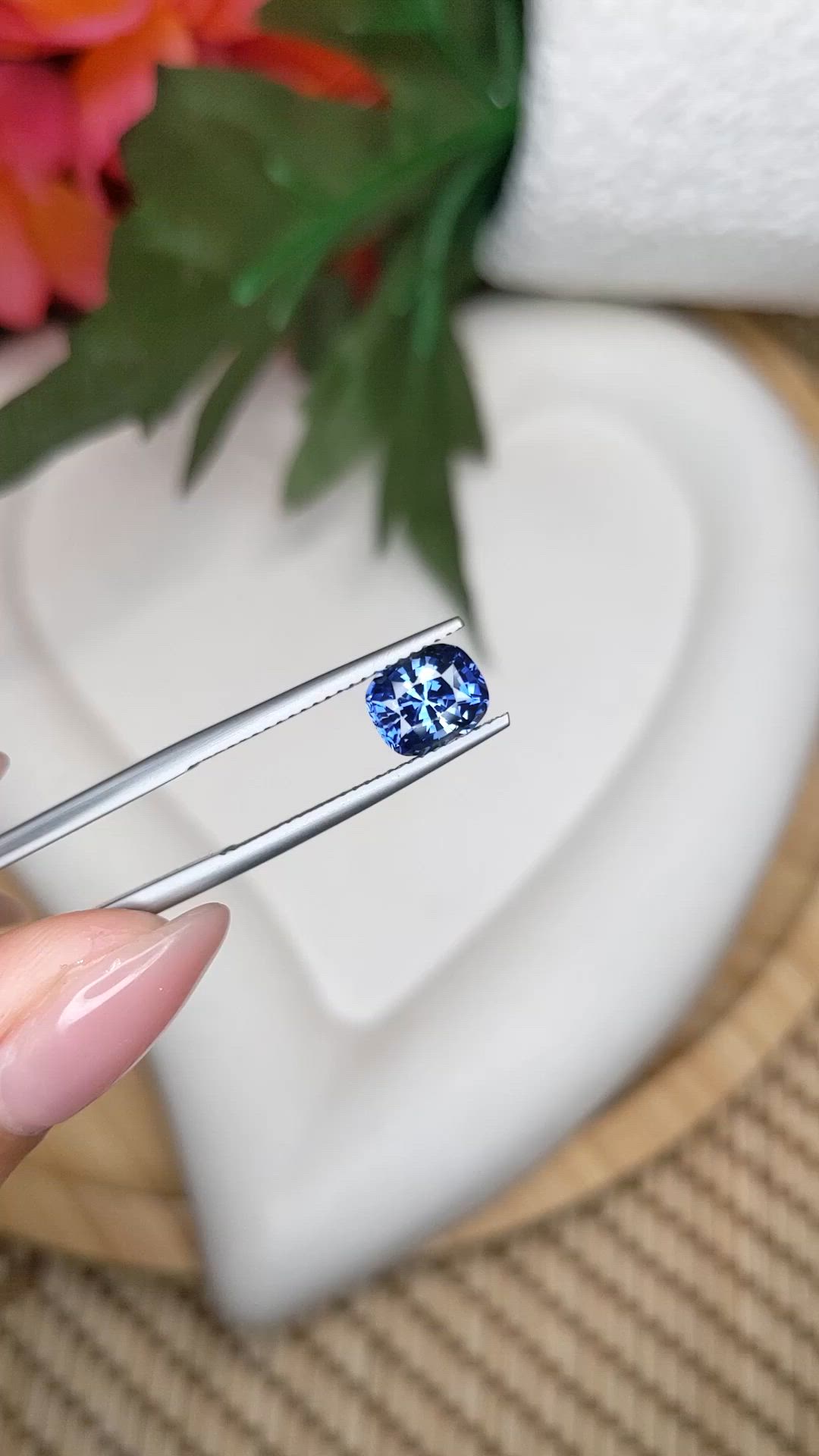 1.86 Ct. Blue Sapphire from Ceylon (Sri Lanka) Size Video