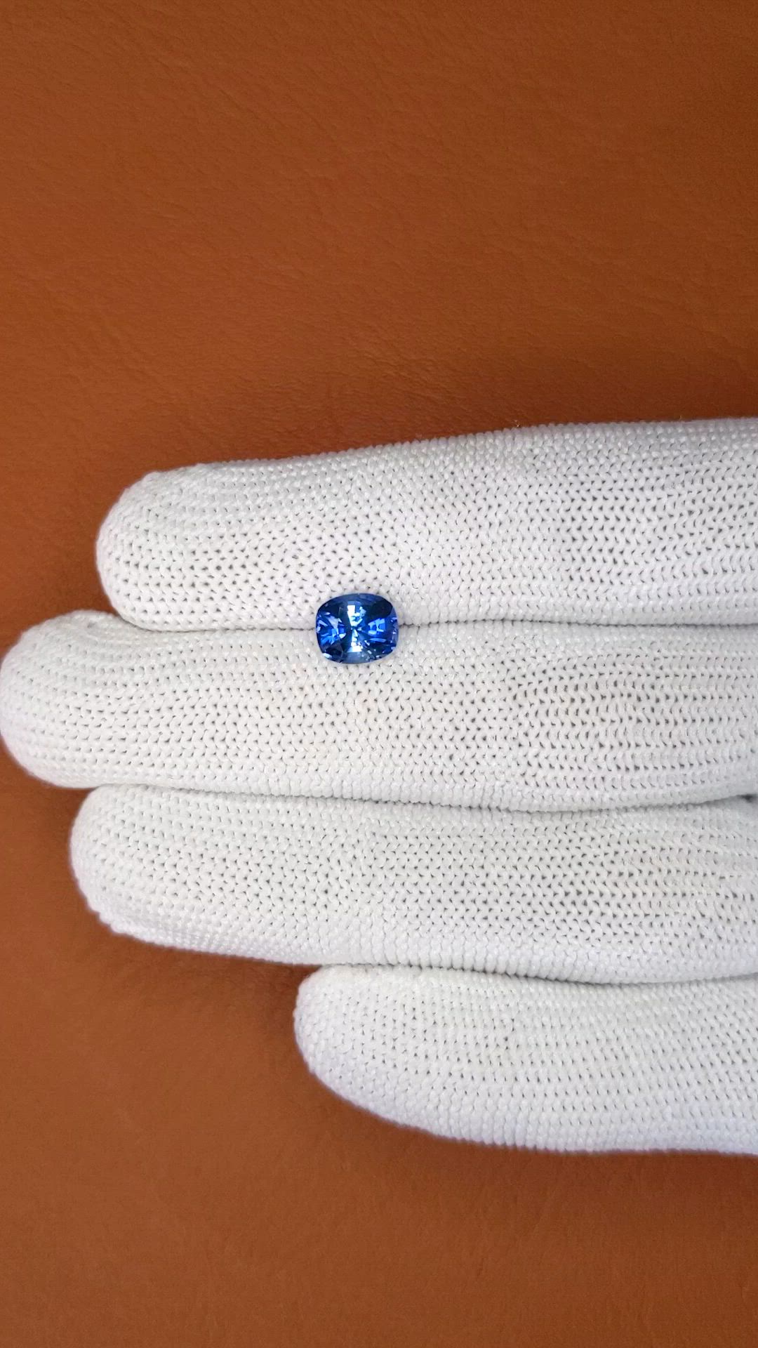 1.86 Ct. Blue Sapphire from Ceylon (Sri Lanka) Size Video
