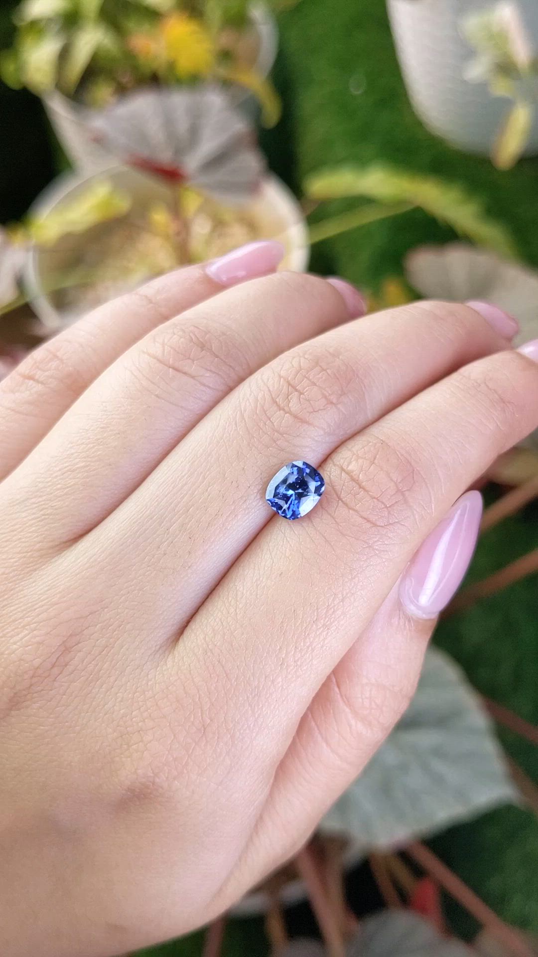 1.86 Ct. Blue Sapphire from Ceylon (Sri Lanka) Size Video
