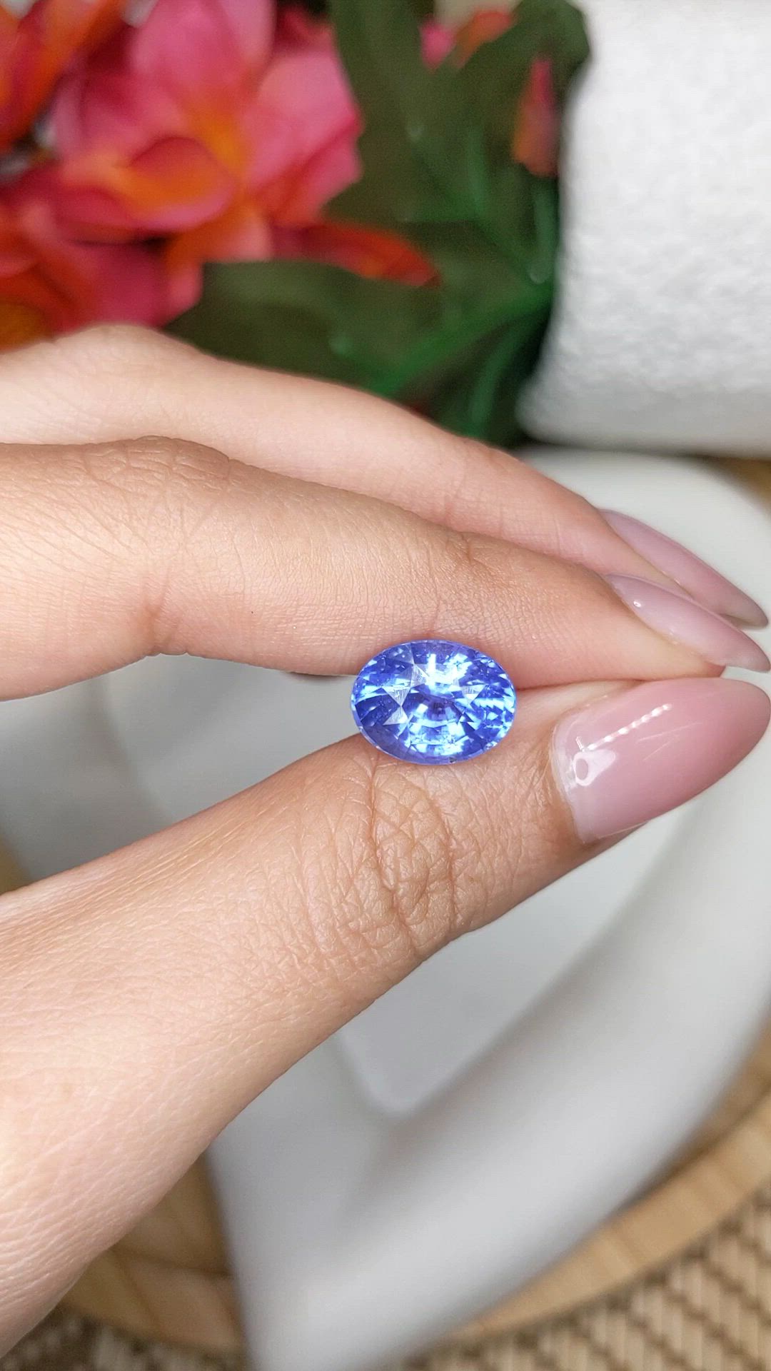 6.27 Ct. Blue Sapphire from Ceylon (Sri Lanka) Size Video