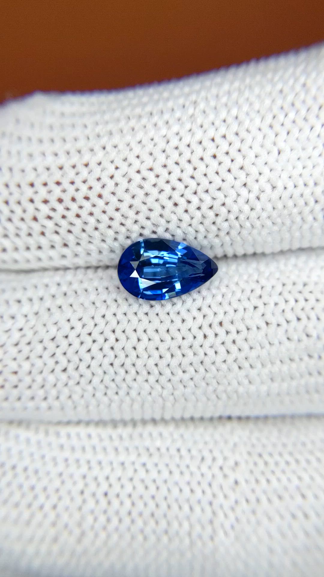 1.55 Ct. Blue Sapphire from Ceylon (Sri Lanka) Size Video