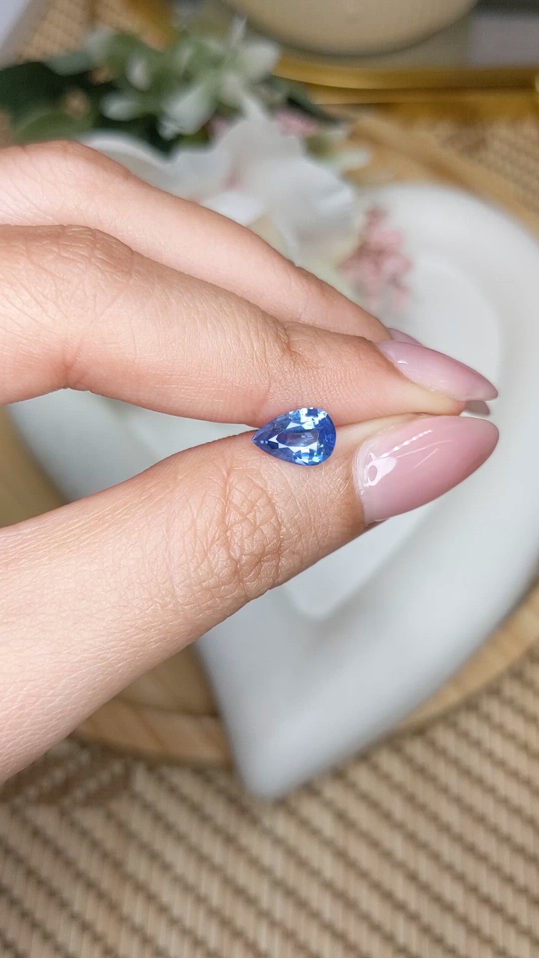 1.40 Ct. Blue Sapphire from Ceylon (Sri Lanka) Size Video
