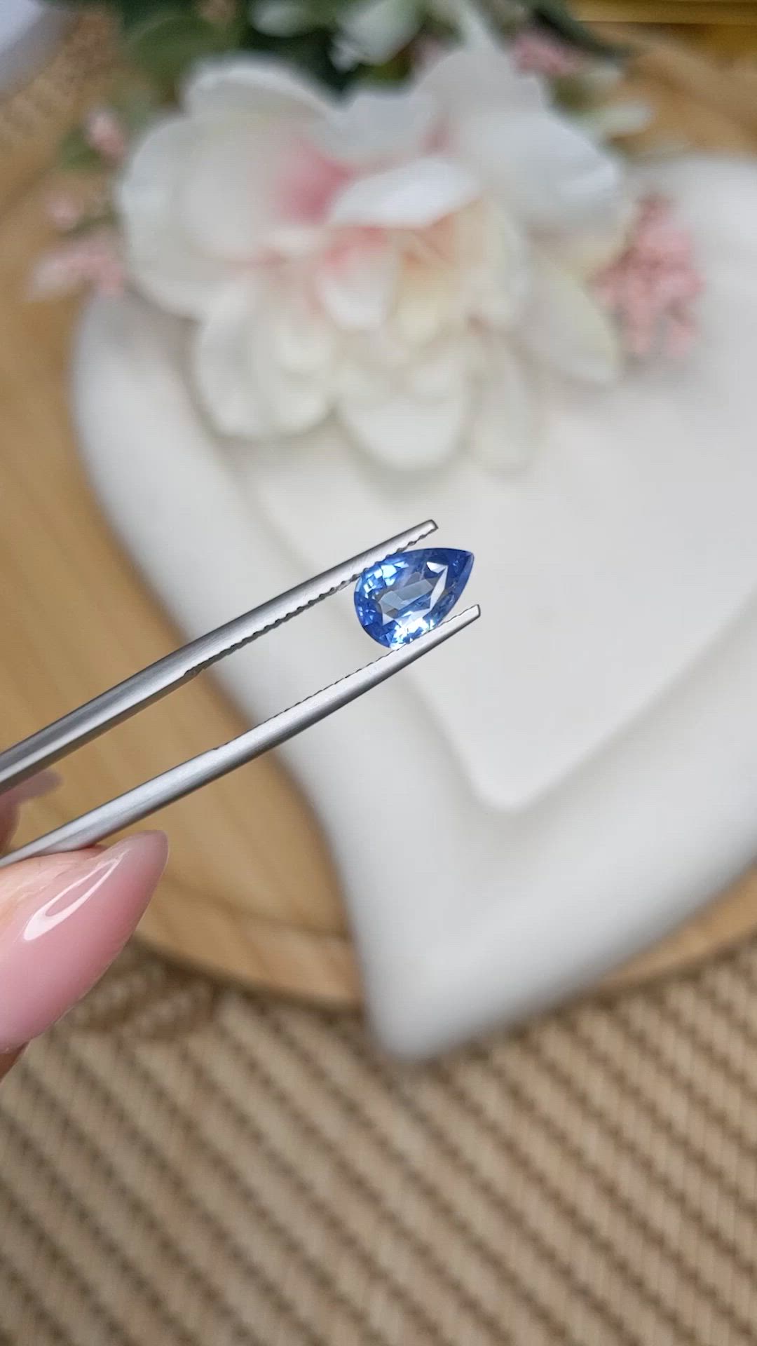 1.40 Ct. Blue Sapphire from Ceylon (Sri Lanka) Size Video