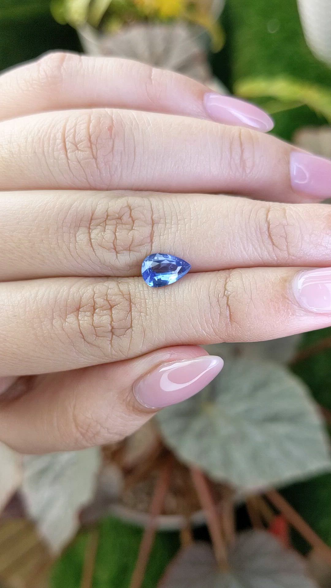 1.40 Ct. Blue Sapphire from Ceylon (Sri Lanka) Size Video