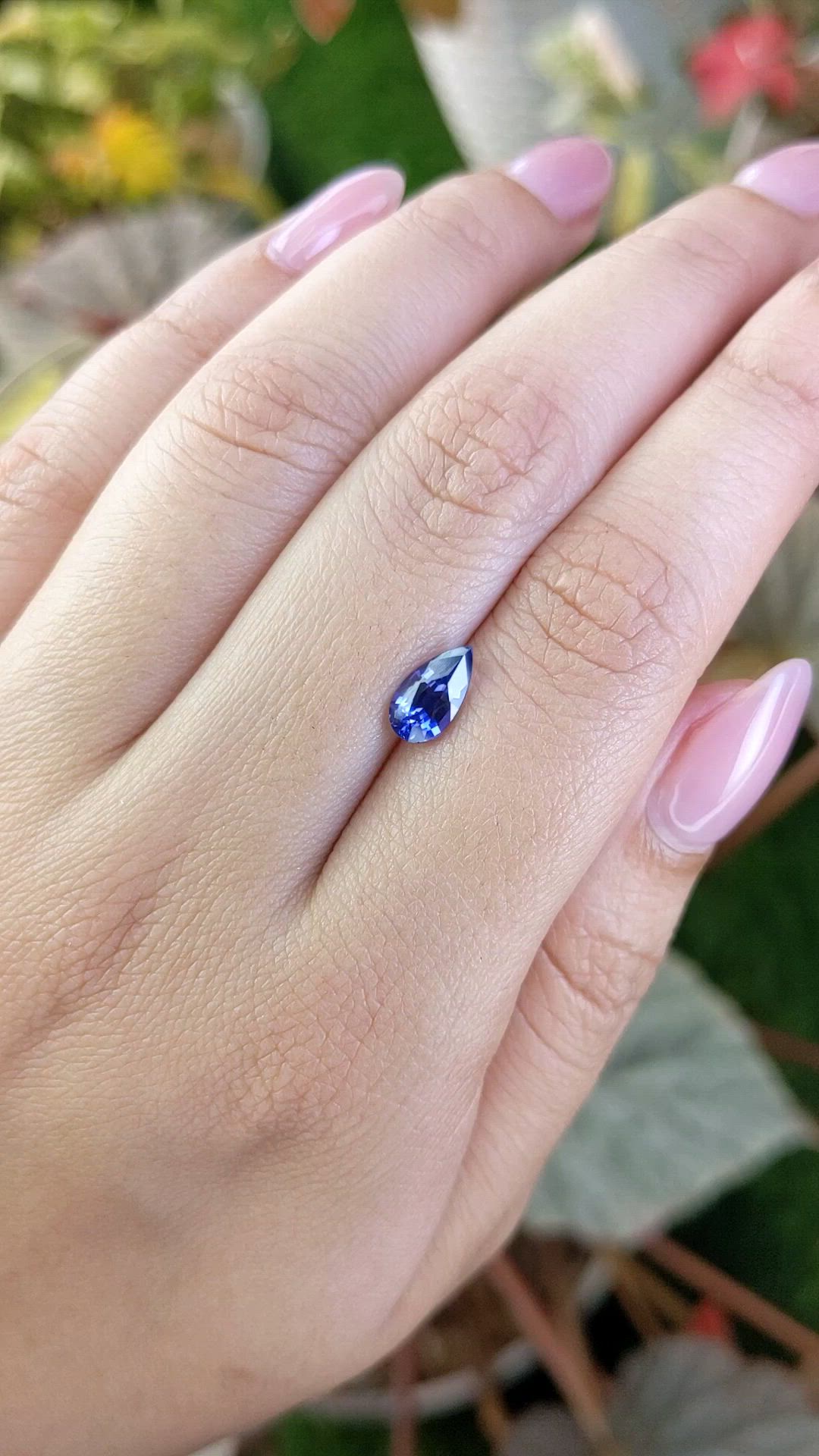 1.27 Ct. Blue Sapphire from Ceylon (Sri Lanka) Size Video