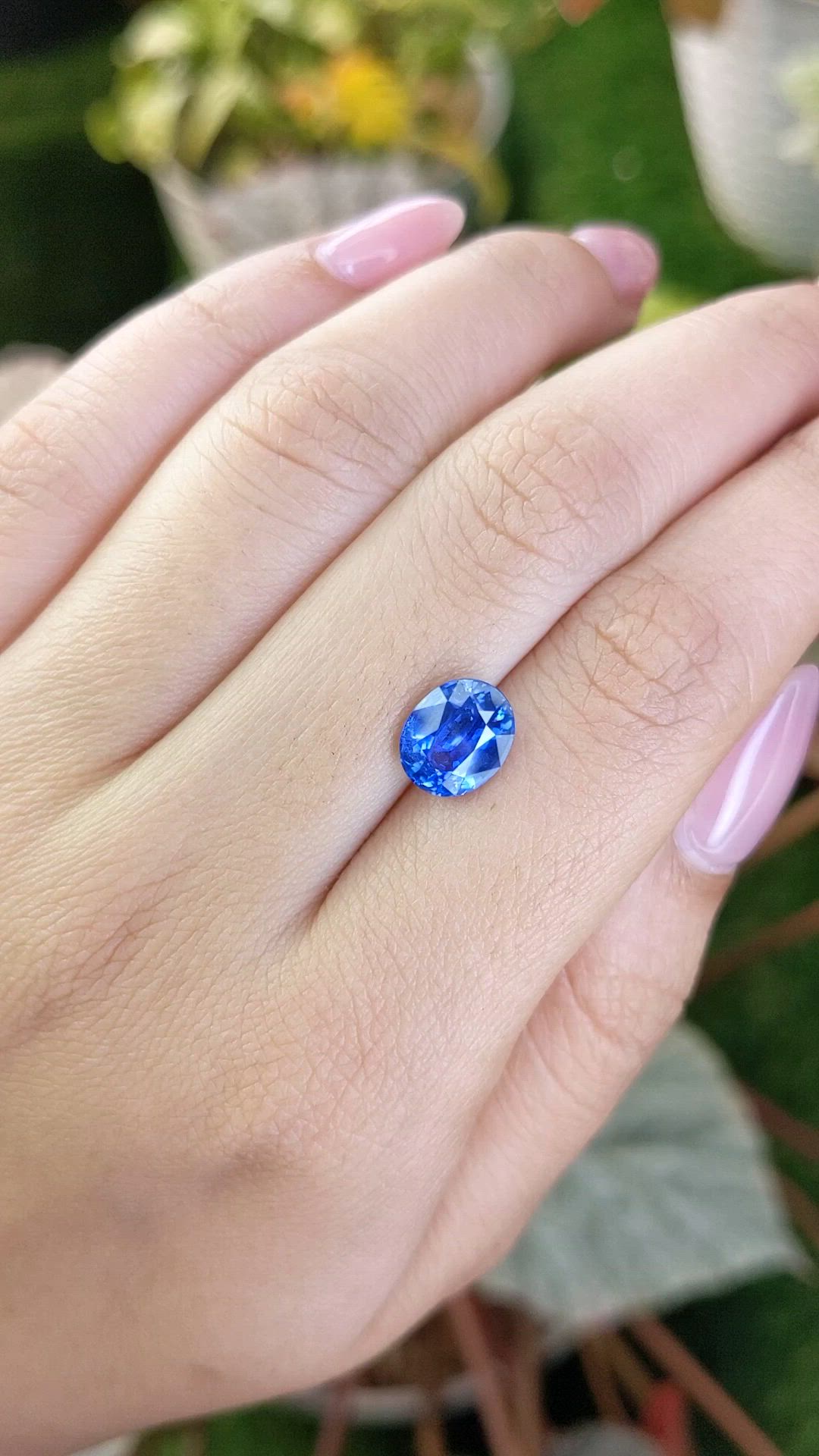 3.05 Ct. Blue Sapphire from Ceylon (Sri Lanka) Size Video