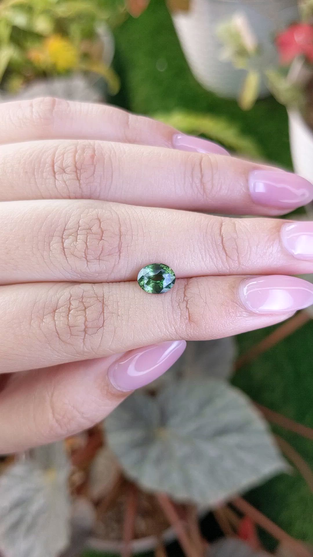 1.39 Ct. Green Sapphire from Ceylon (Sri Lanka) Size Video