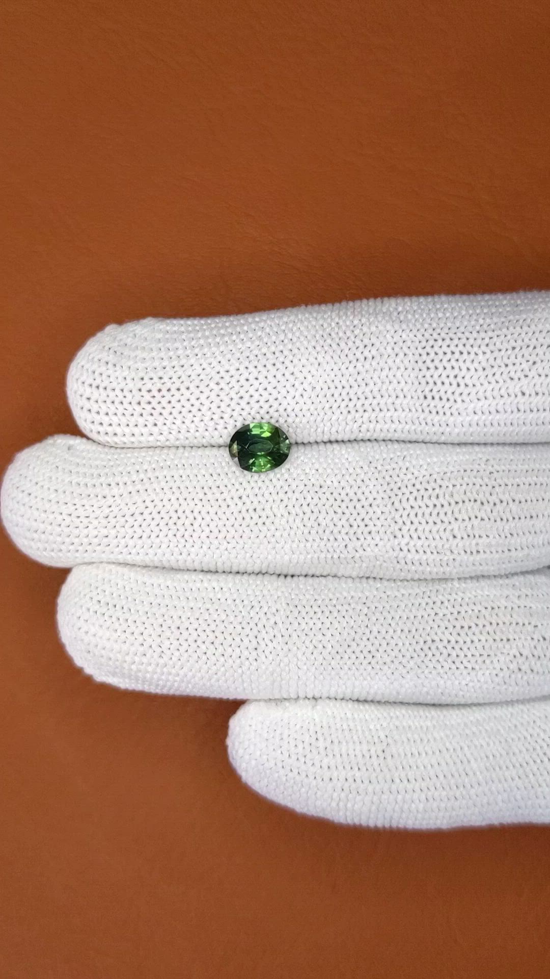 1.39 Ct. Green Sapphire from Ceylon (Sri Lanka) Size Video