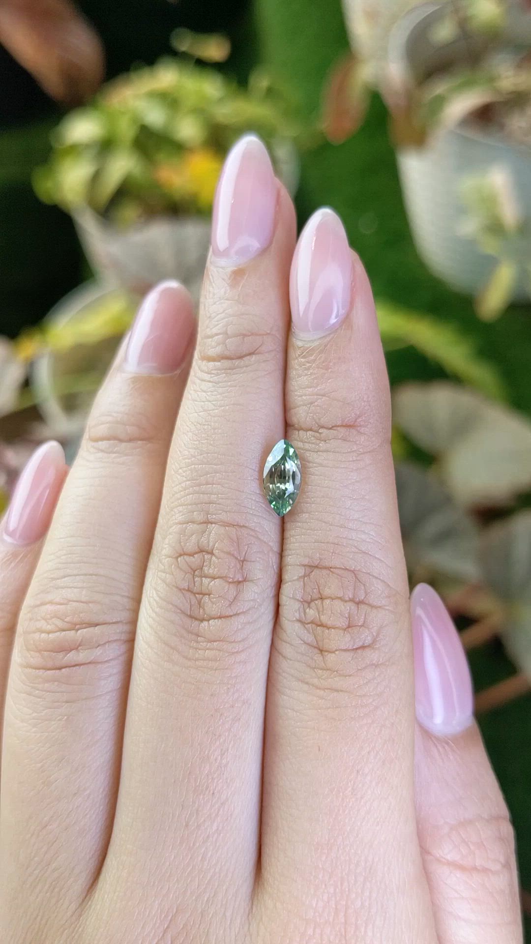 1.37 Ct. Yellowish Green Sapphire from Ceylon (Sri Lanka) Size Video