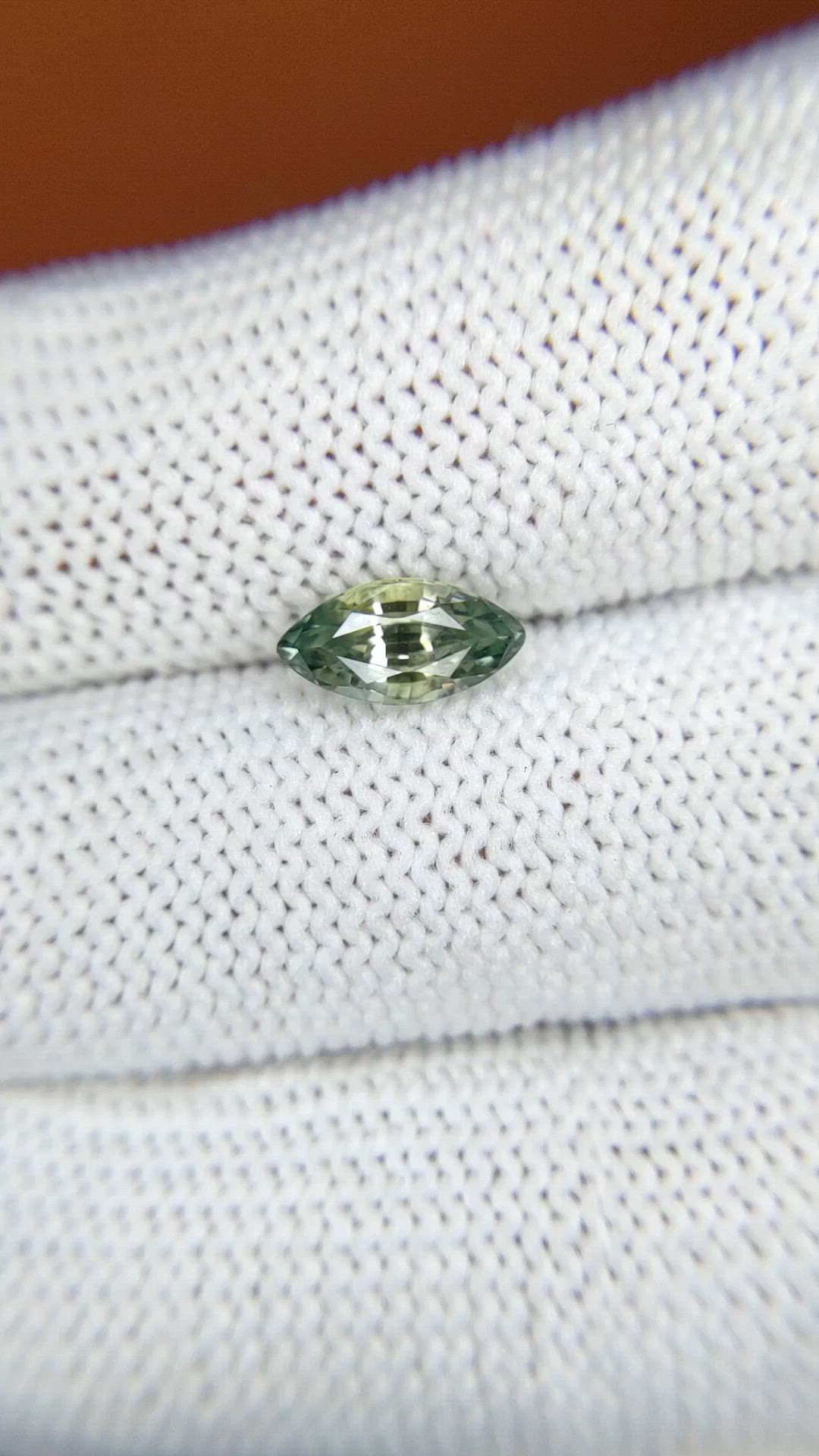 1.37 Ct. Yellowish Green Sapphire from Ceylon (Sri Lanka) Size Video