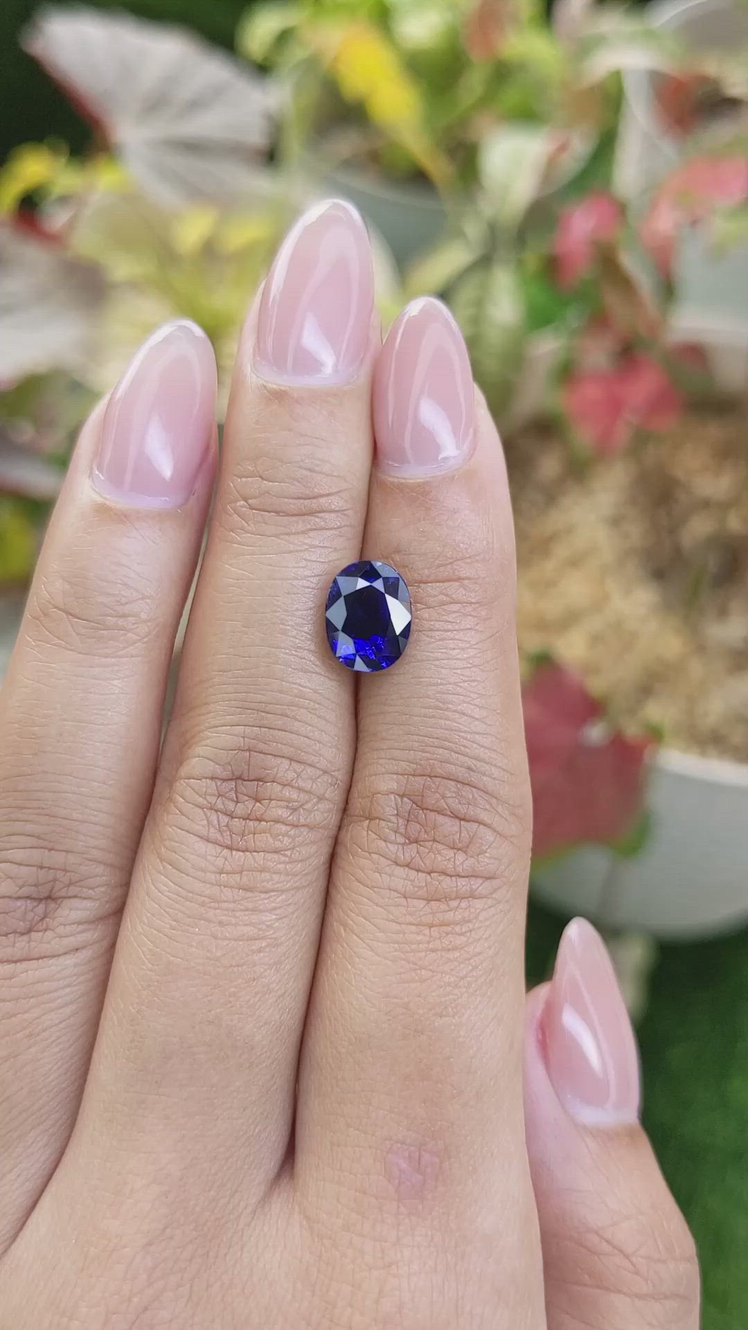 3.54 Ct. Blue Sapphire from Ceylon (Sri Lanka) Size Video