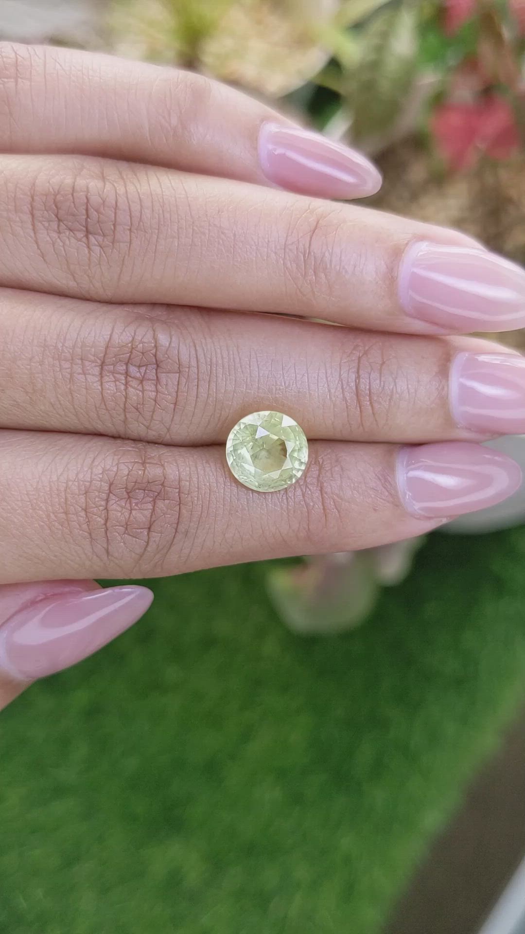4.41 Ct. Yellow Sapphire from Ceylon (Sri Lanka) Size Video