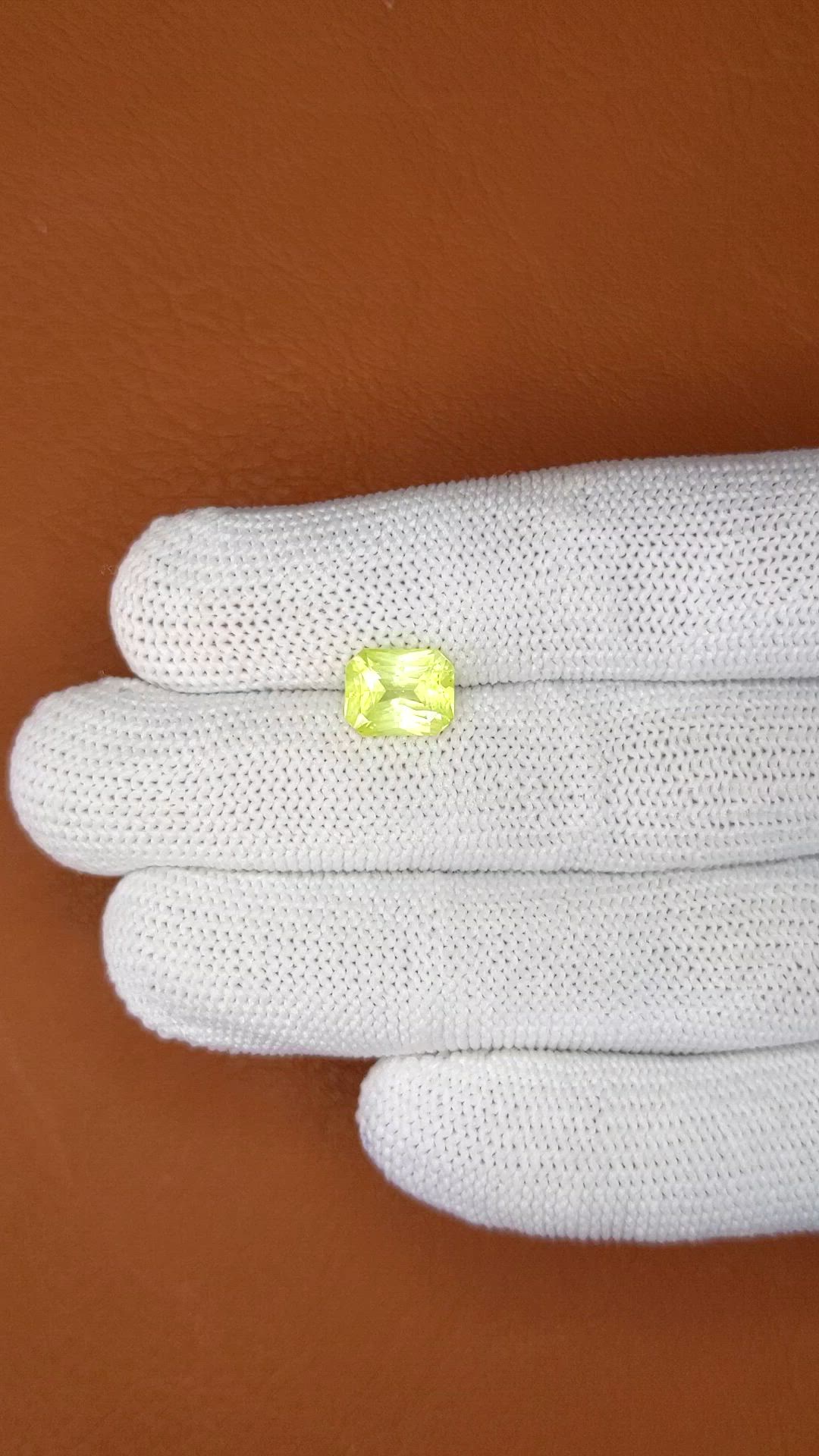 3.04 Ct. Yellow Sapphire from Ceylon (Sri Lanka) Size Video