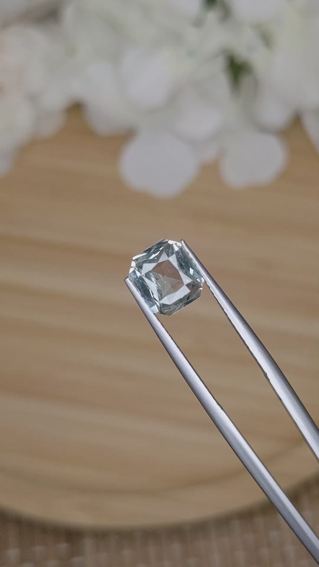2.26 Ct. Grey Sapphire from Ceylon (Sri Lanka) Size Video