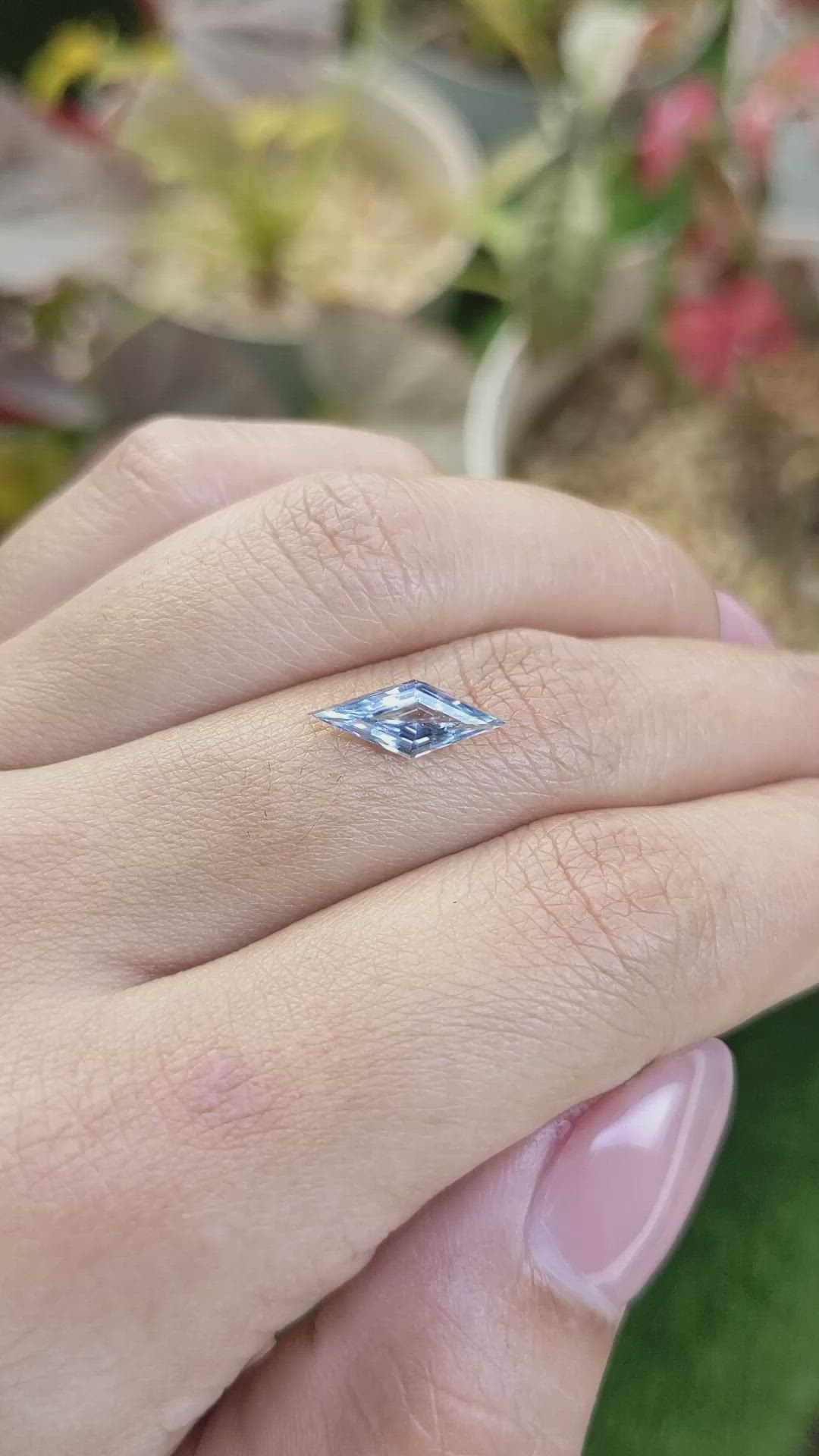 1.25 Ct. Blue Sapphire from Ceylon (Sri Lanka) Size Video