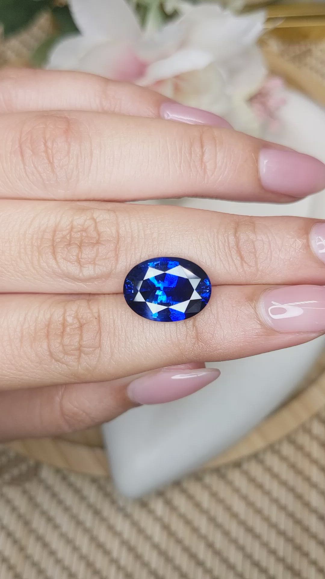 8.04 Ct. Blue Sapphire from Ceylon (Sri Lanka) Size Video
