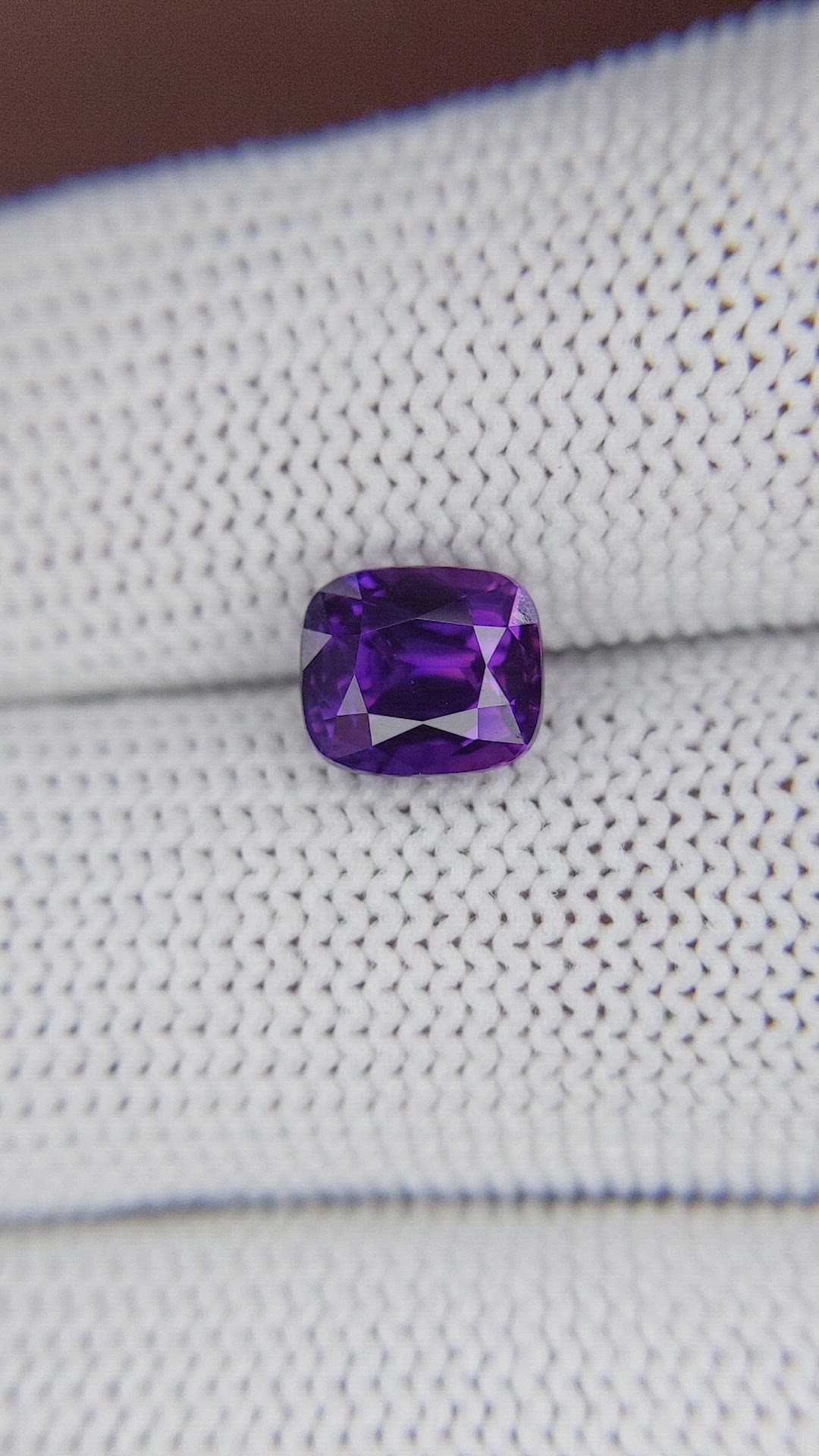 2.51 Ct. Purple Sapphire from Ceylon (Sri Lanka) Size Video