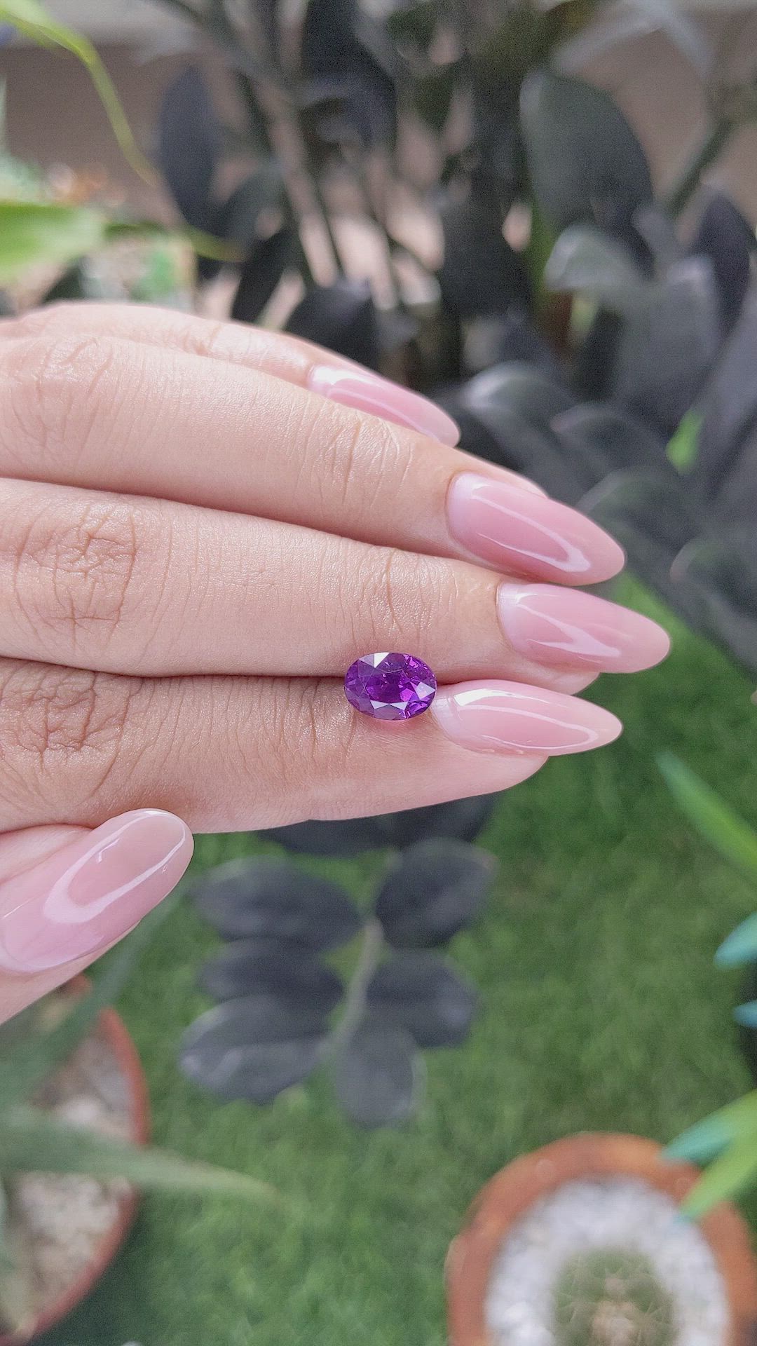2.48 Ct. Pinkish Purple Sapphire from Ceylon (Sri Lanka) Size Video