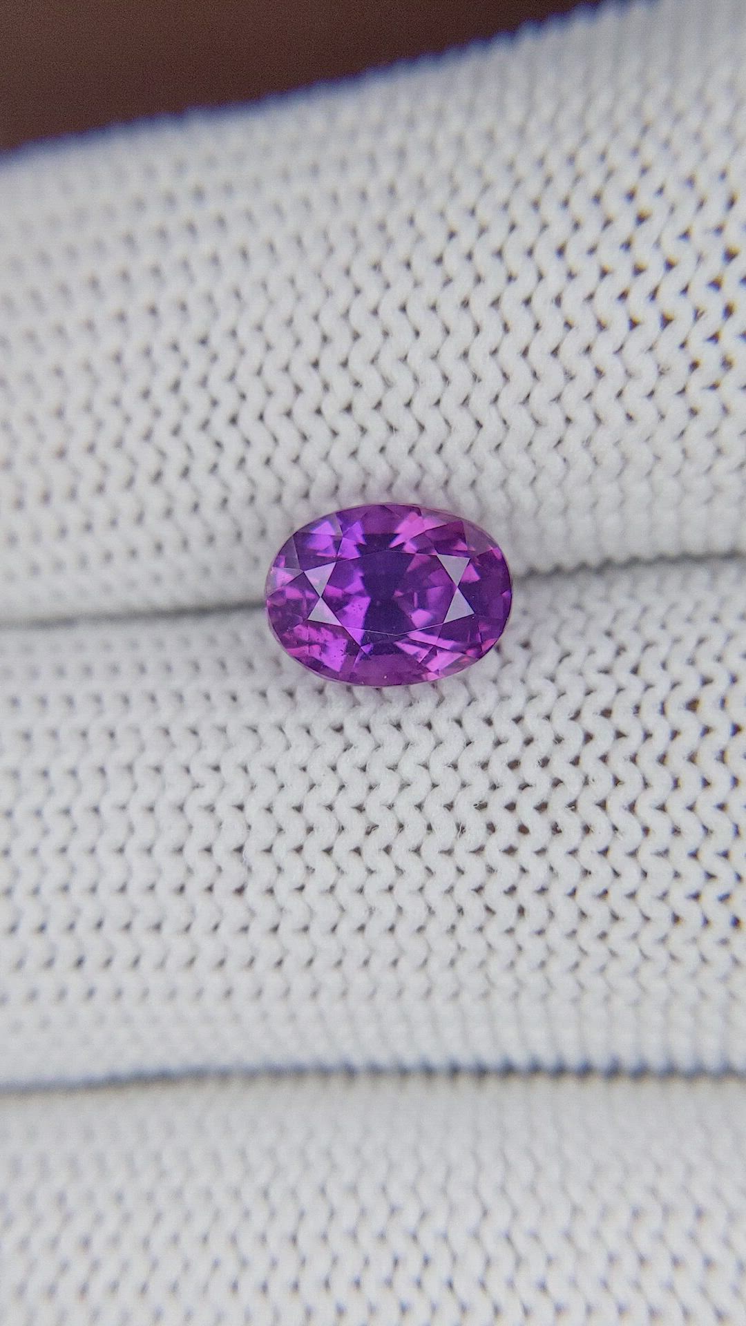 2.48 Ct. Pinkish Purple Sapphire from Ceylon (Sri Lanka) Size Video