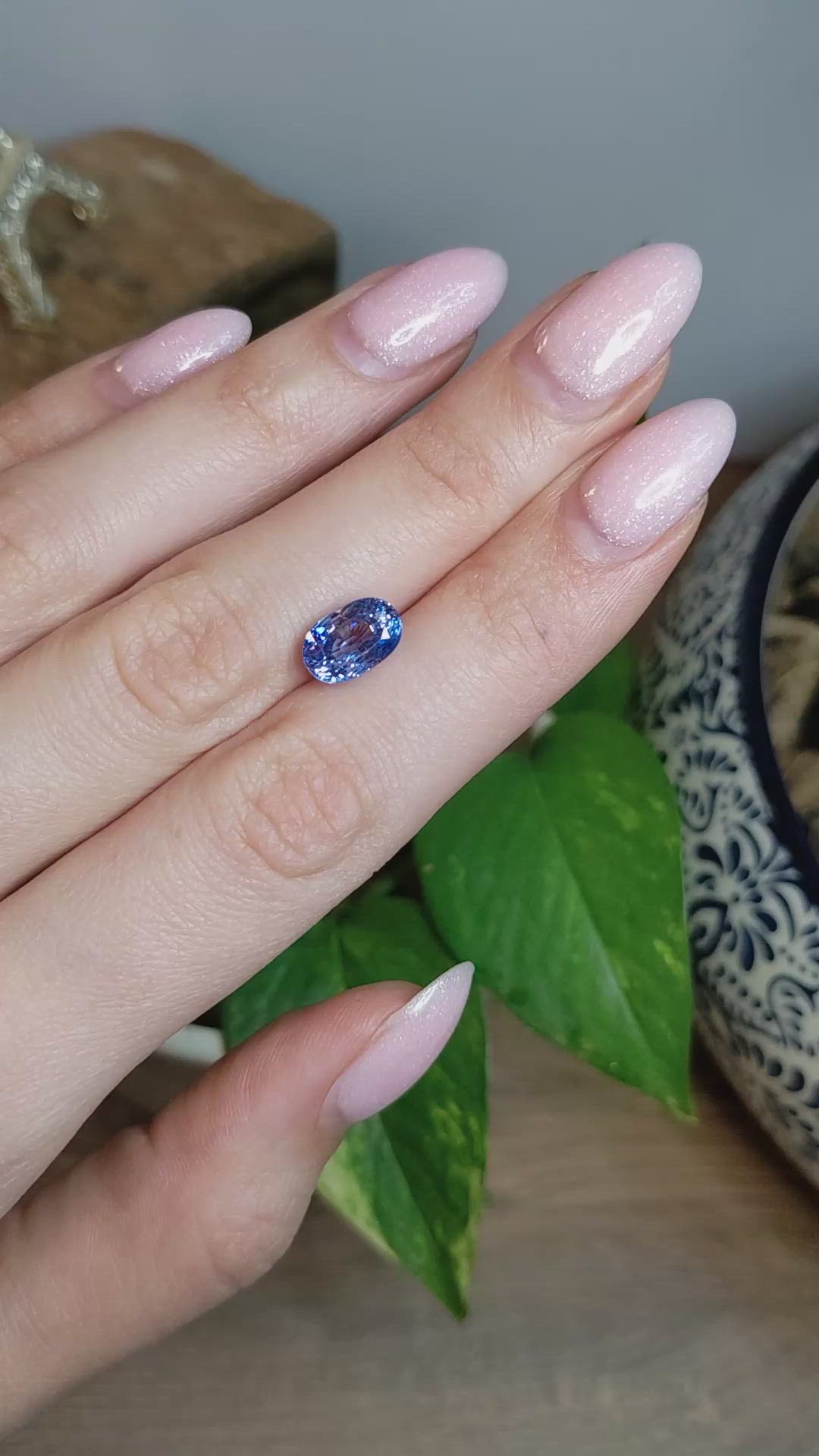 4.01 Ct. Blue Sapphire from Ceylon (Sri Lanka) Size Video