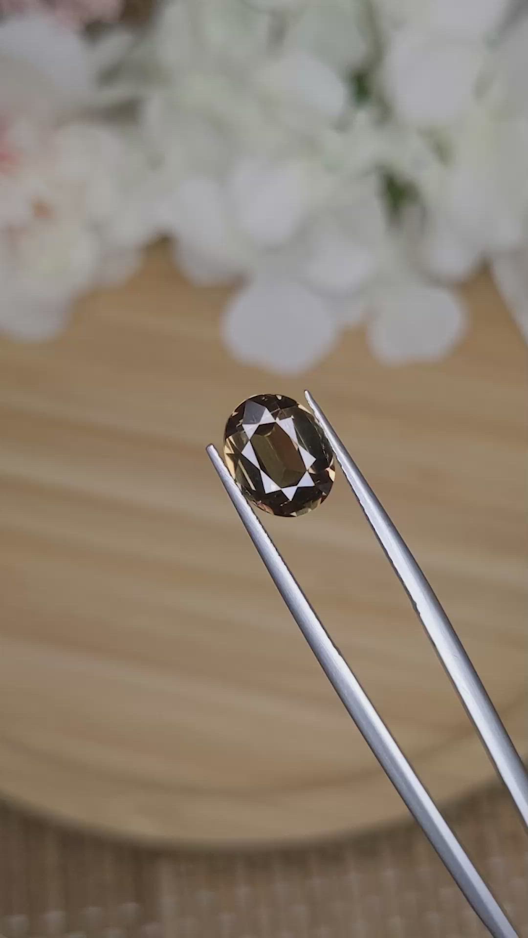 3.48 Ct. Brown Sapphire from Ceylon (Sri Lanka) Size Video