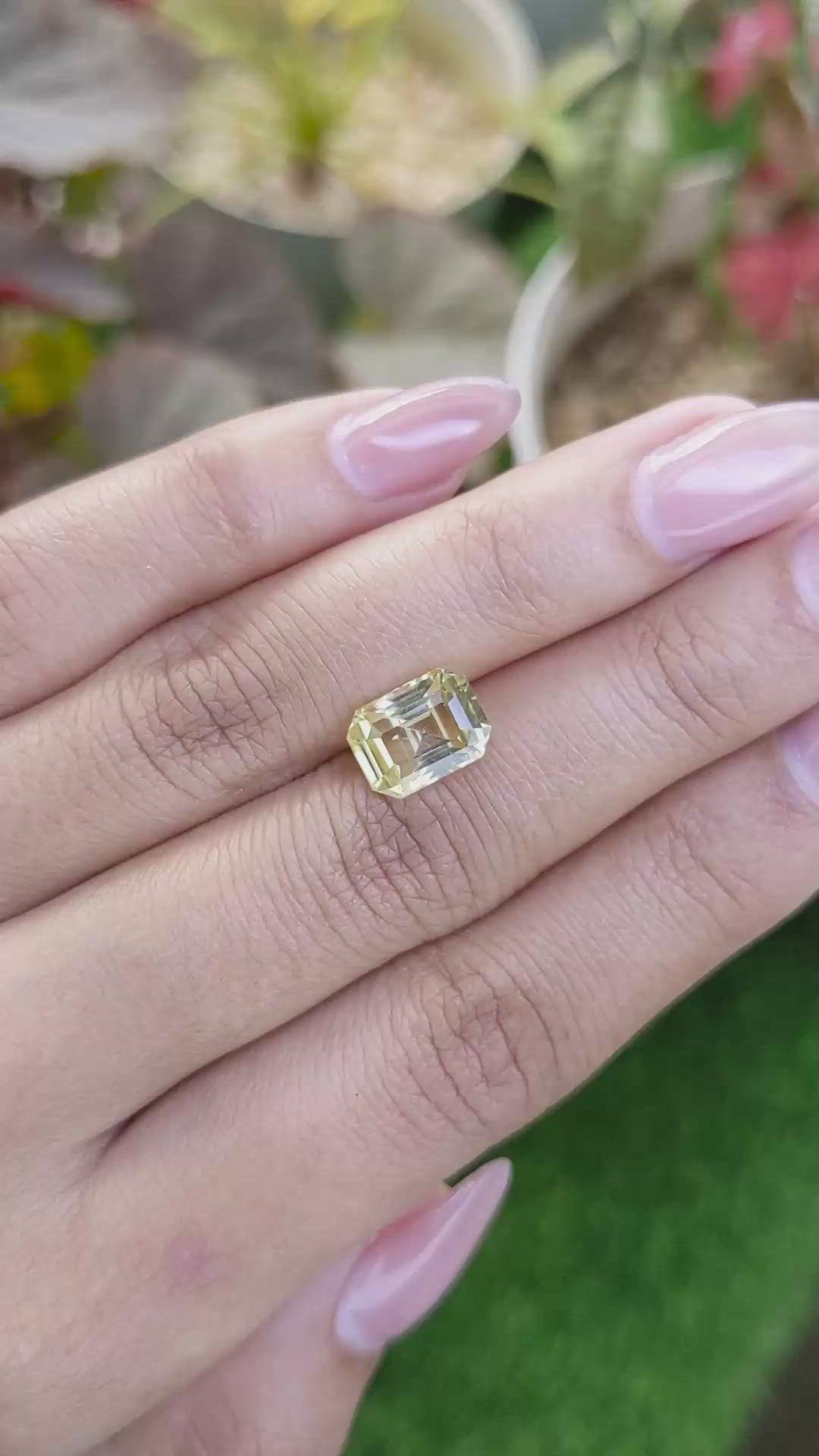 3.64 Ct. Yellow Sapphire from Ceylon (Sri Lanka) Size Video