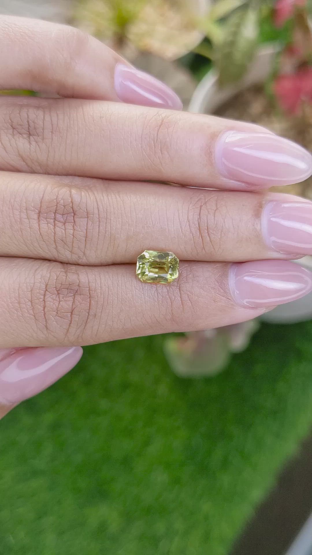 1.96 Ct. Greenish Yellow Sapphire from Ceylon (Sri Lanka) Size Video