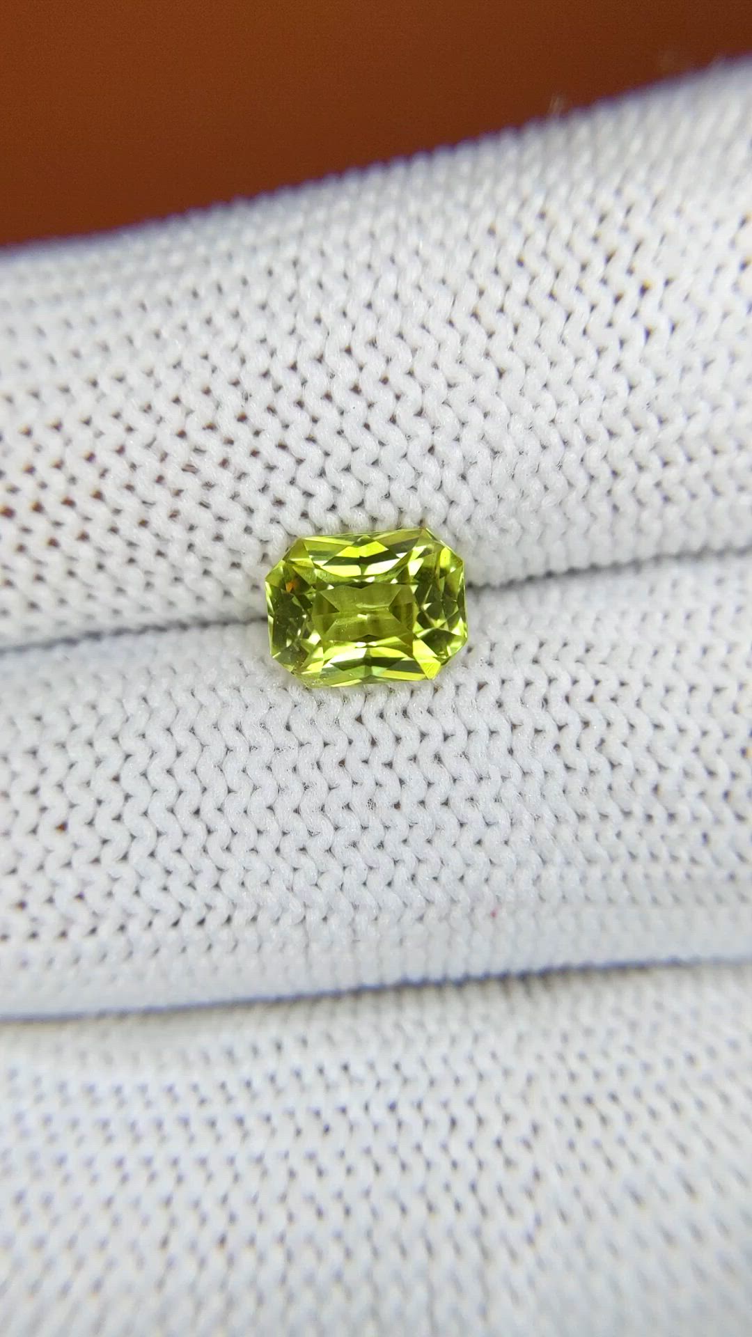 1.96 Ct. Greenish Yellow Sapphire from Ceylon (Sri Lanka) Size Video