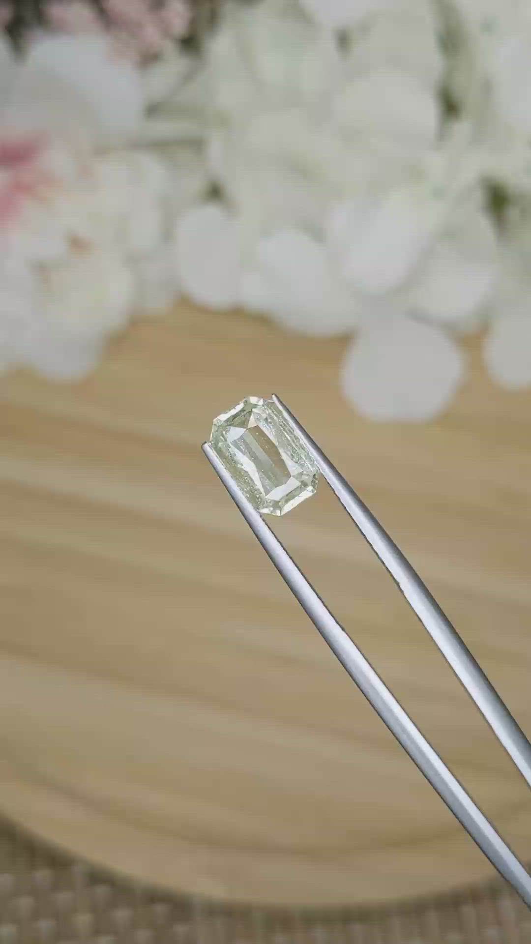 2.19 Ct. Green Sapphire from Ceylon (Sri Lanka) Size Video