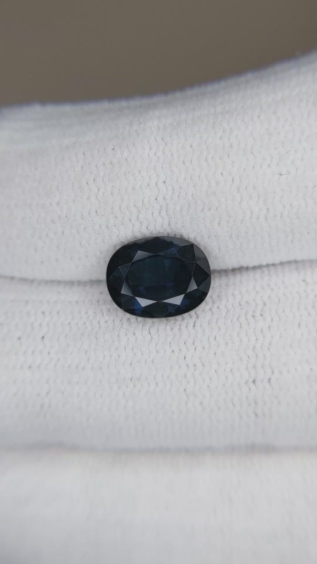 3.20 Ct. Blue Sapphire from Australia Size Video