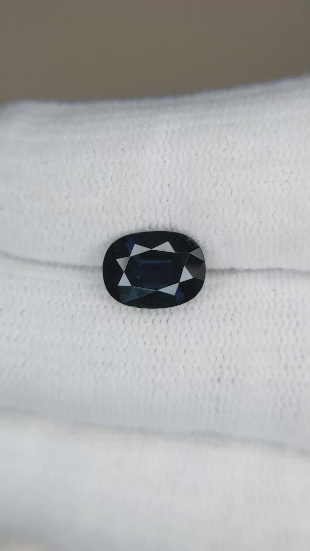 3.65 Ct. Blue Sapphire from Australia Size Video
