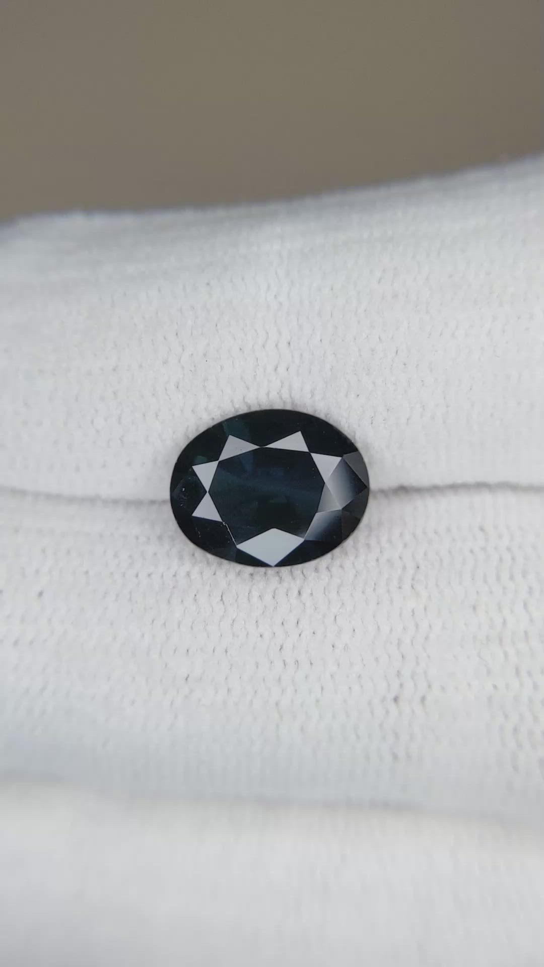 4.23 Ct. Blue Sapphire from Australia Size Video