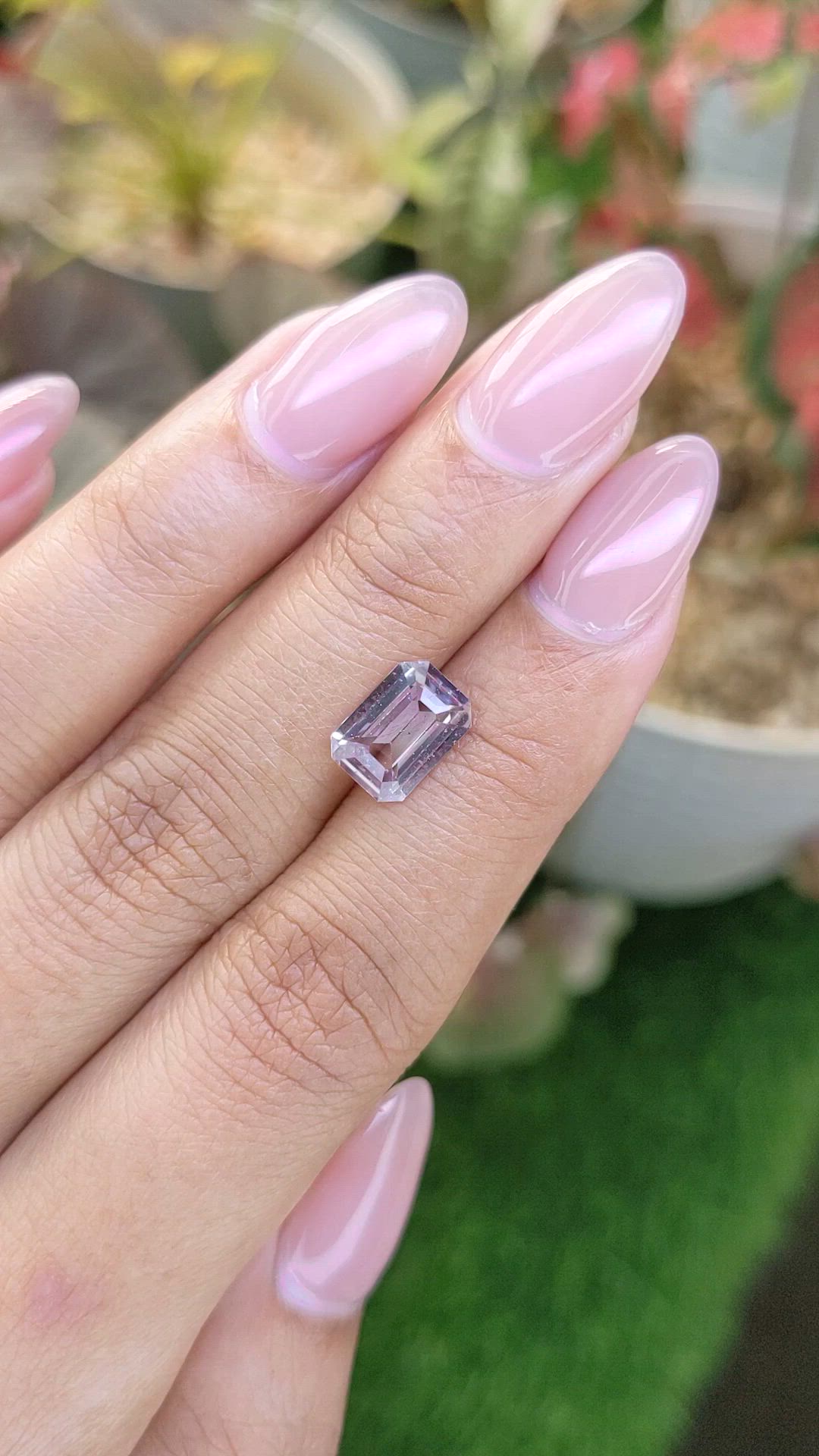 2.46 Ct. Purplish Pink Sapphire from Ceylon (Sri Lanka) Size Video