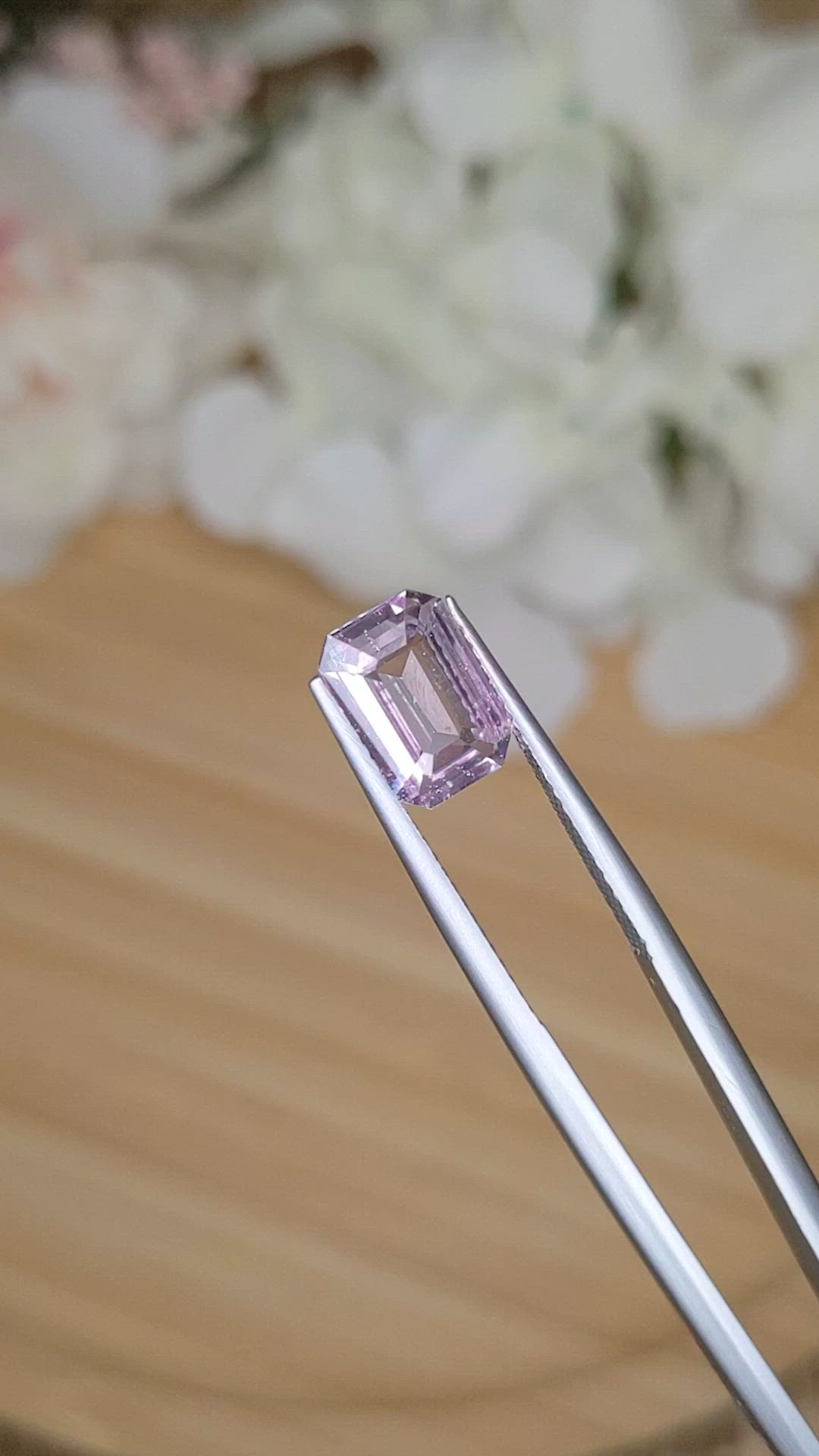 2.46 Ct. Purplish Pink Sapphire from Ceylon (Sri Lanka) Size Video