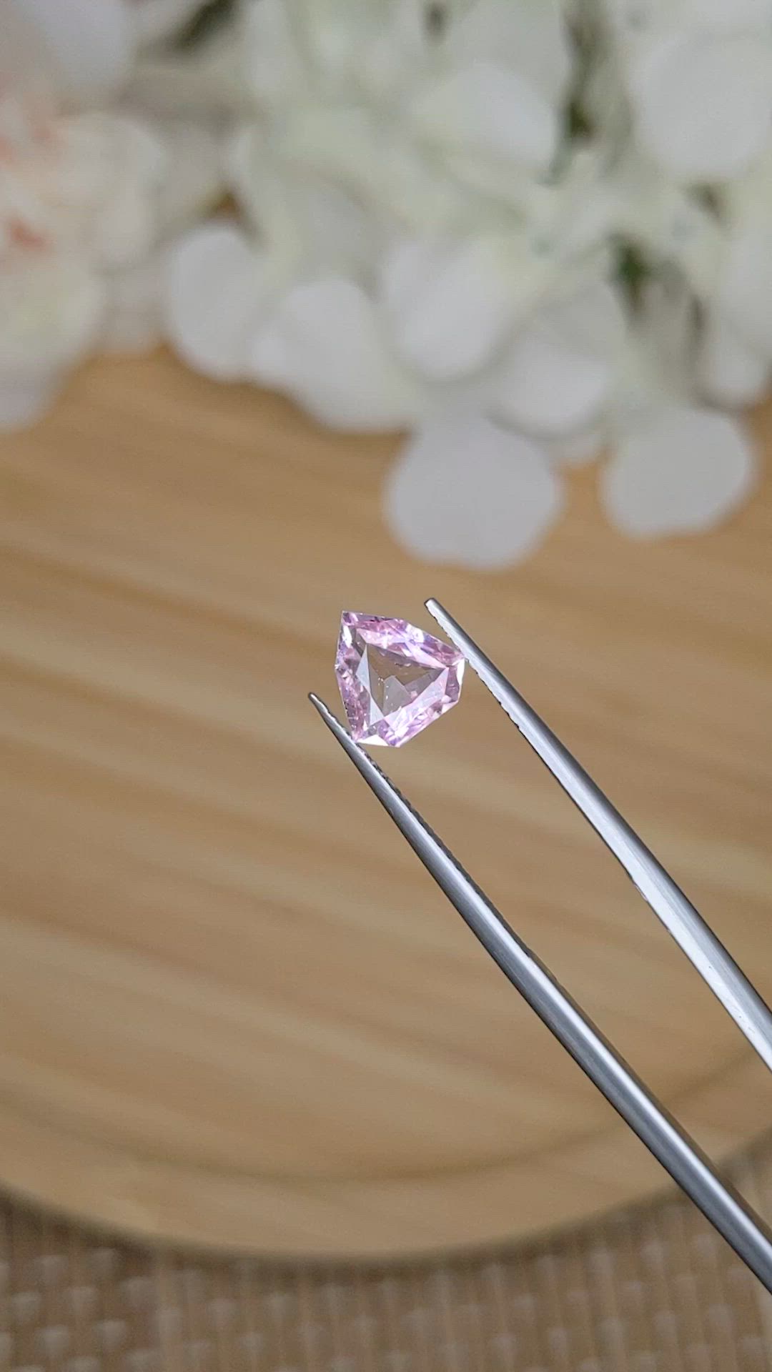 1.43 Ct. Pink Sapphire from Ceylon (Sri Lanka) Size Video