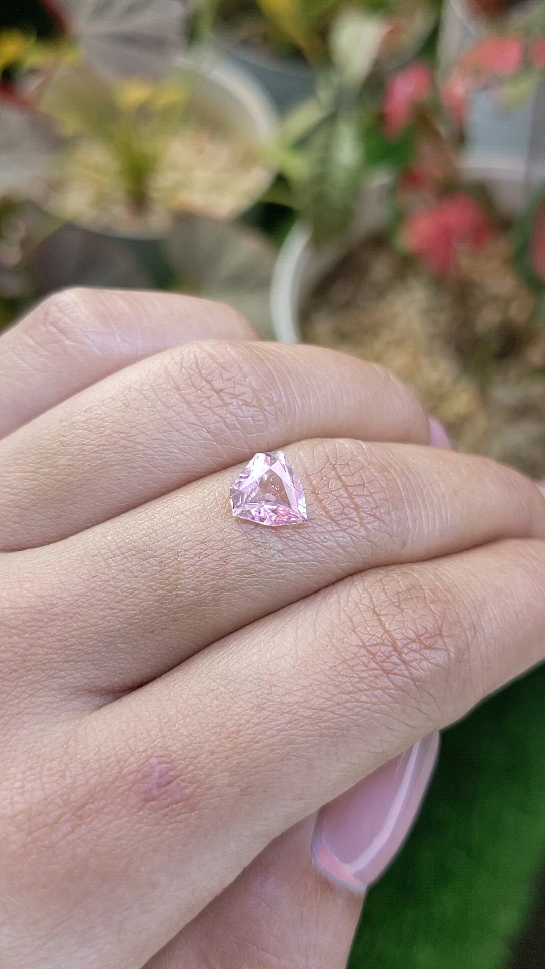 1.43 Ct. Pink Sapphire from Ceylon (Sri Lanka) Size Video