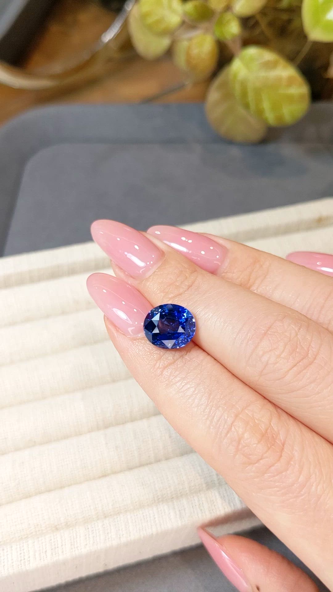 6.06 Ct. Blue Sapphire from Ceylon (Sri Lanka) Size Video