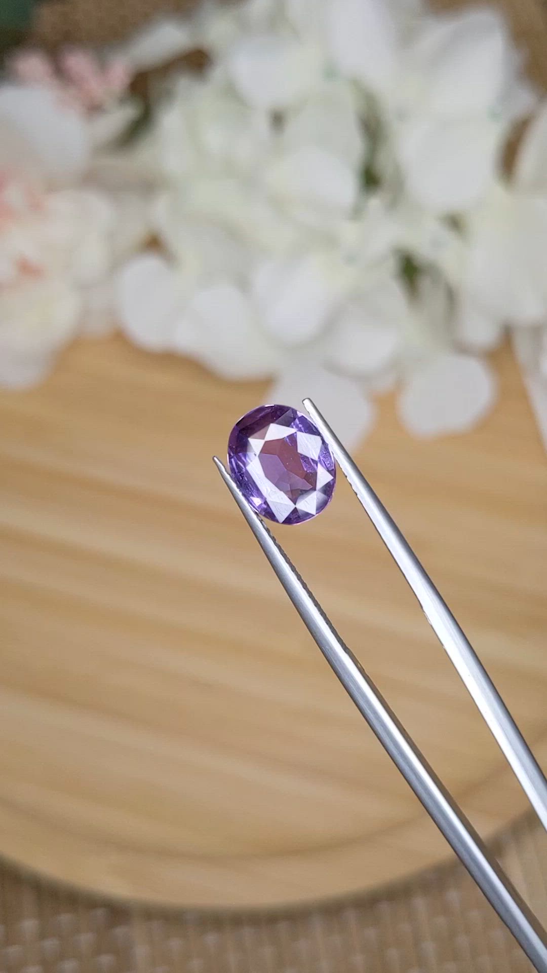 2.87 Ct. Purple Sapphire from Ceylon (Sri Lanka) Size Video