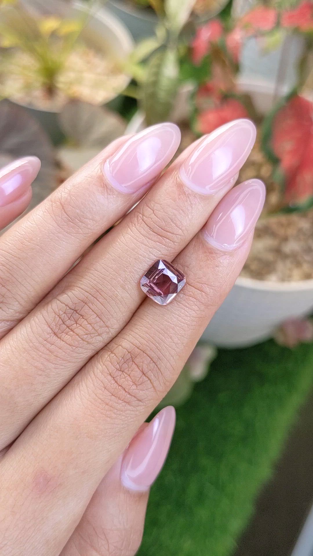 2.22 Ct. Pinkish Brown Sapphire from Ceylon (Sri Lanka) Size Video