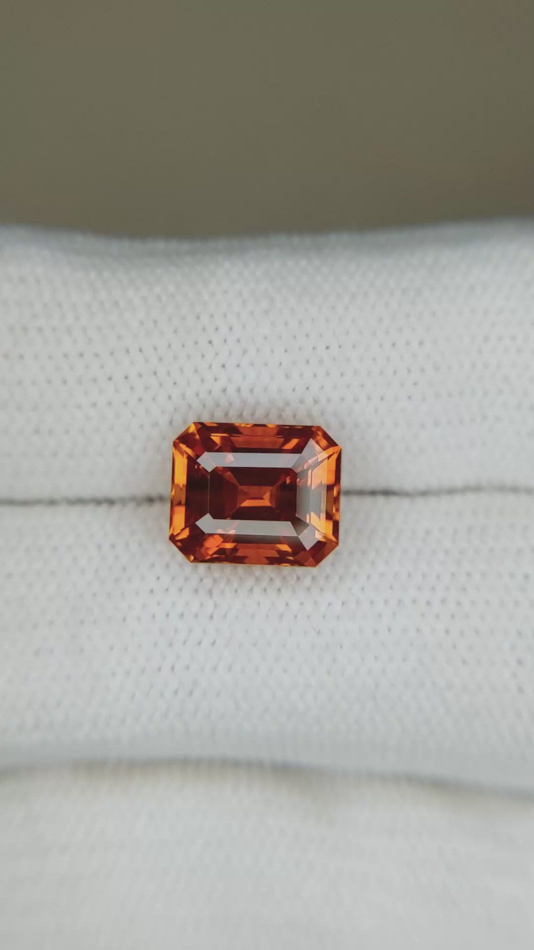 5.02 Ct. Orange Sapphire from Ceylon (Sri Lanka) Size Video