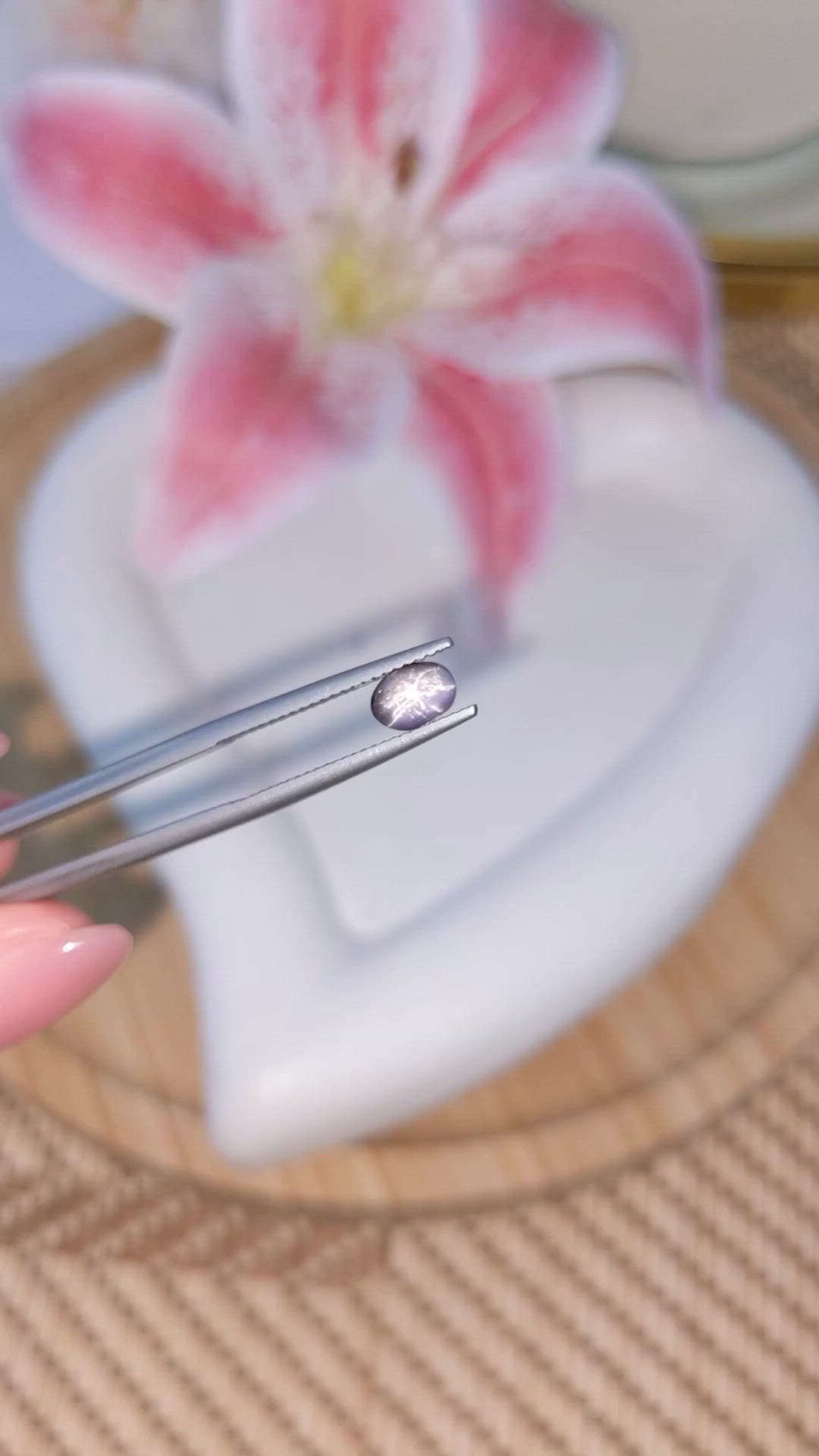 1.15 Ct. Bluish Grey Star Sapphire from Ceylon (Sri Lanka) Size Video