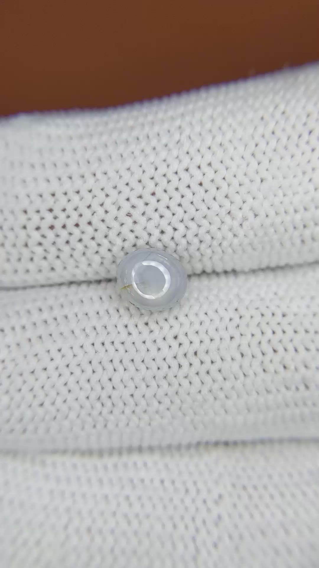 1.51 Ct. Bluish Grey Cabochon Star Sapphire from Ceylon (Sri Lanka) Size Video
