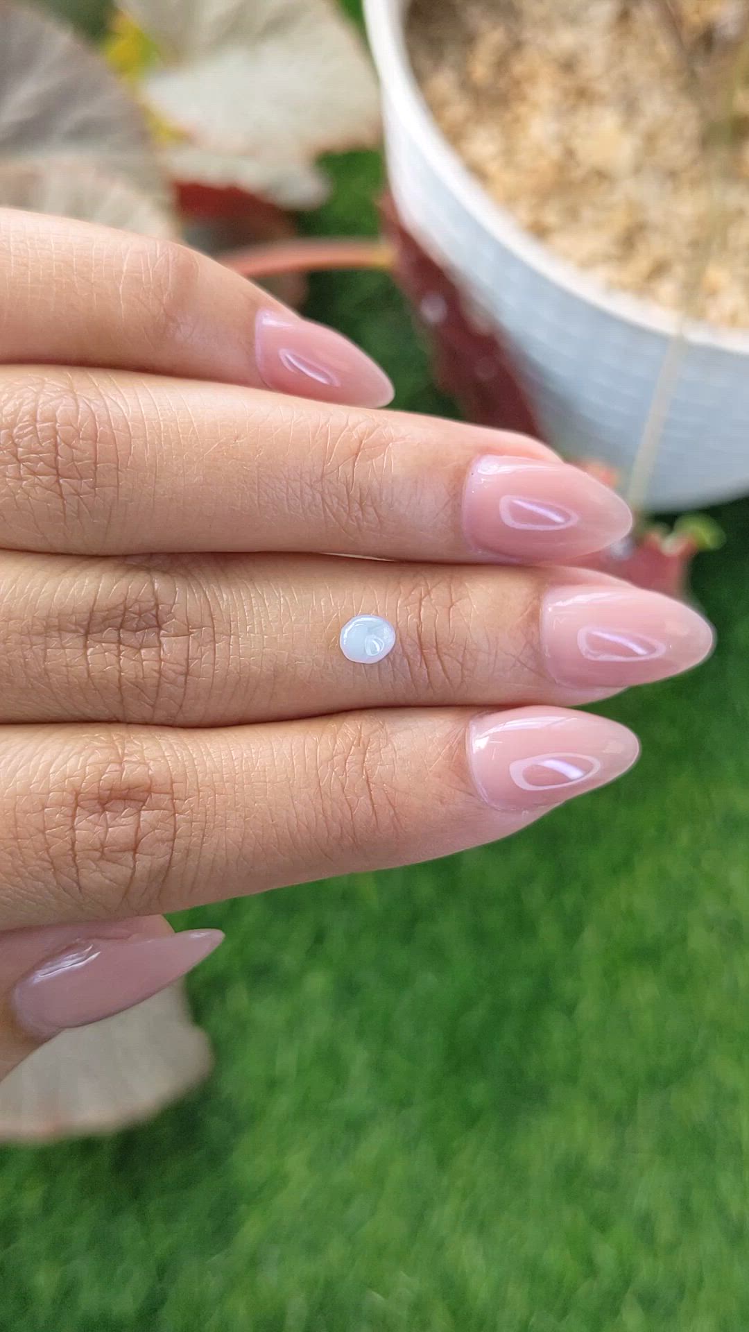 0.68 Ct. Bluish Grey Star Sapphire from Ceylon (Sri Lanka) Size Video