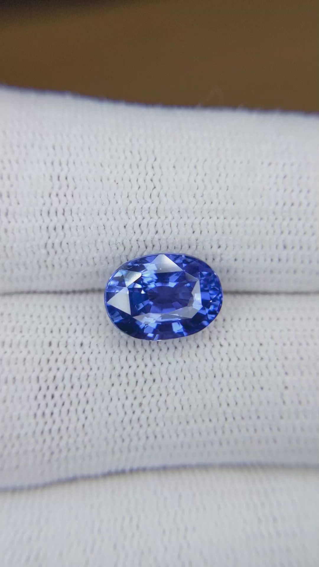 5.08 Ct. Blue Sapphire from Ceylon (Sri Lanka) Size Video