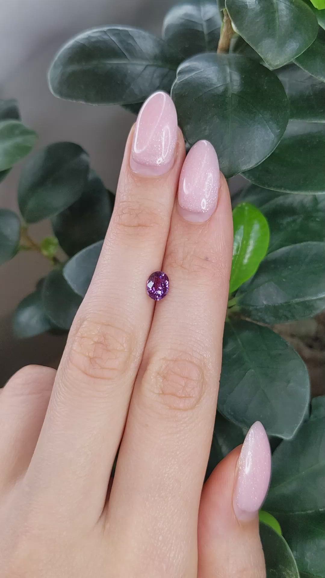 1.00 Ct. Pinkish Purple Sapphire from Madagascar Size Video